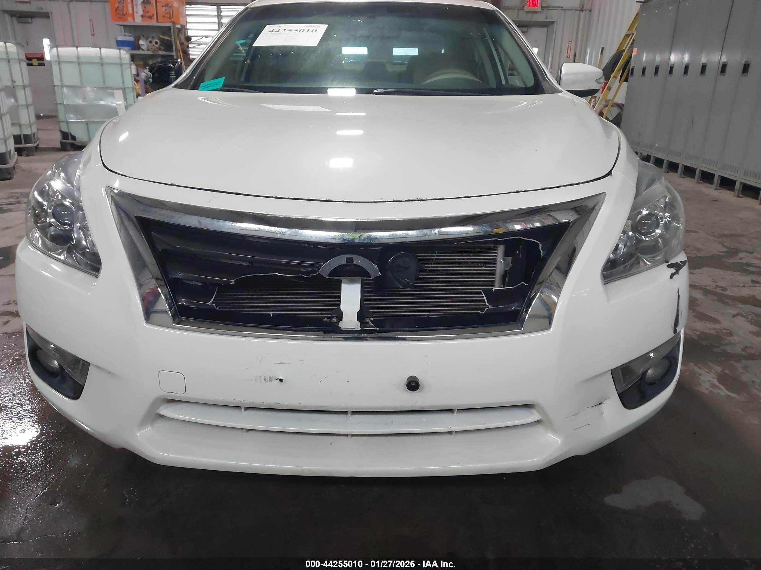 NISSAN ALTIMA image 6