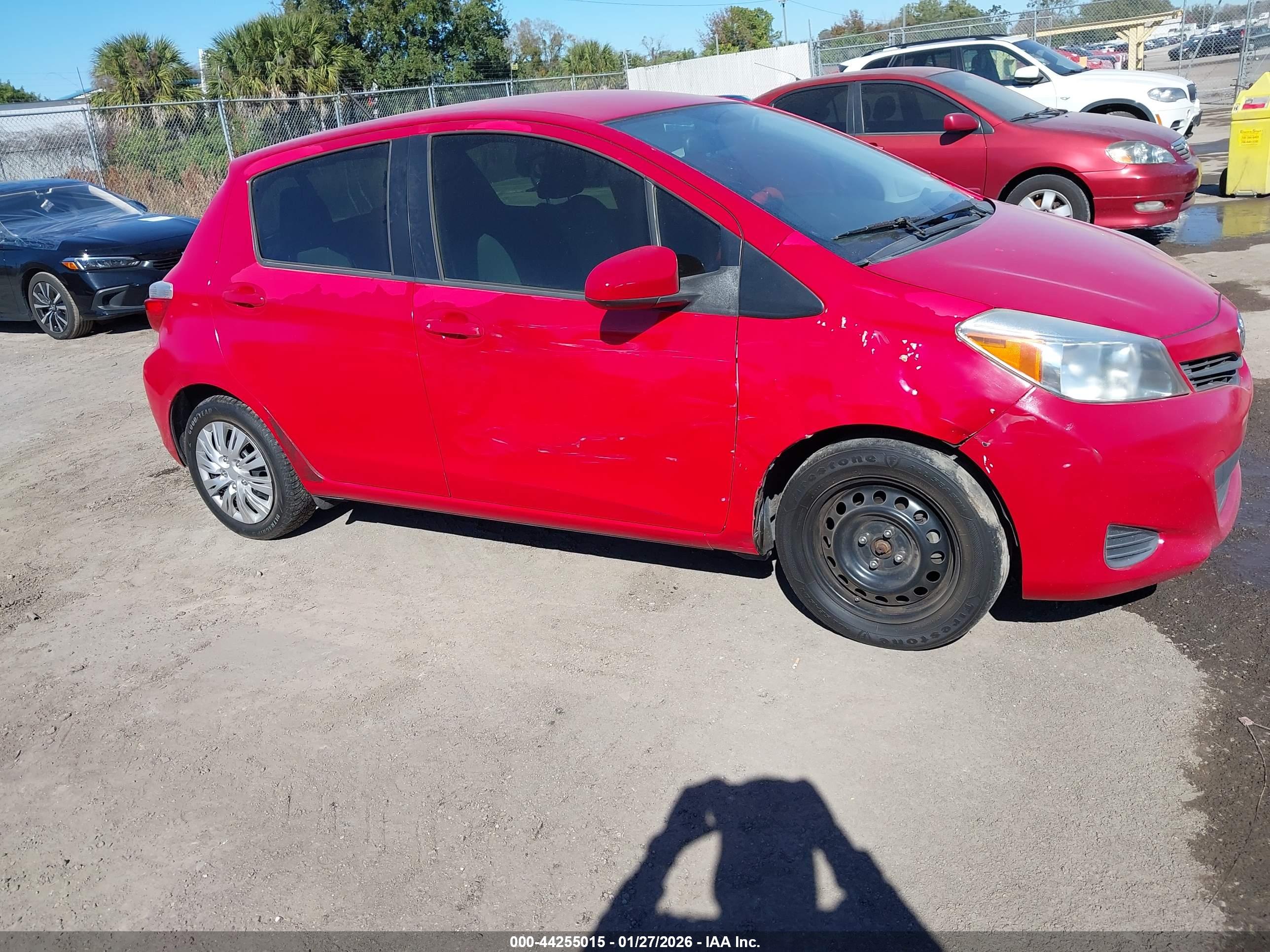 TOYOTA YARIS image 6