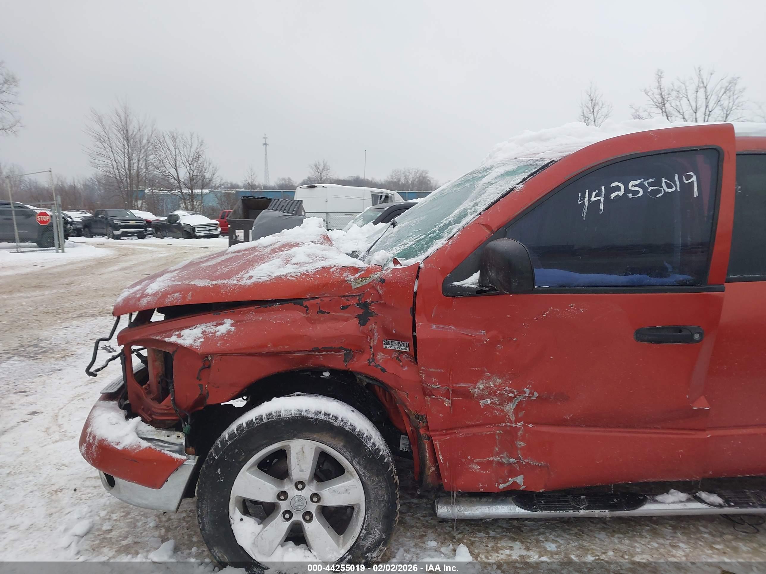 DODGE RAM image 6