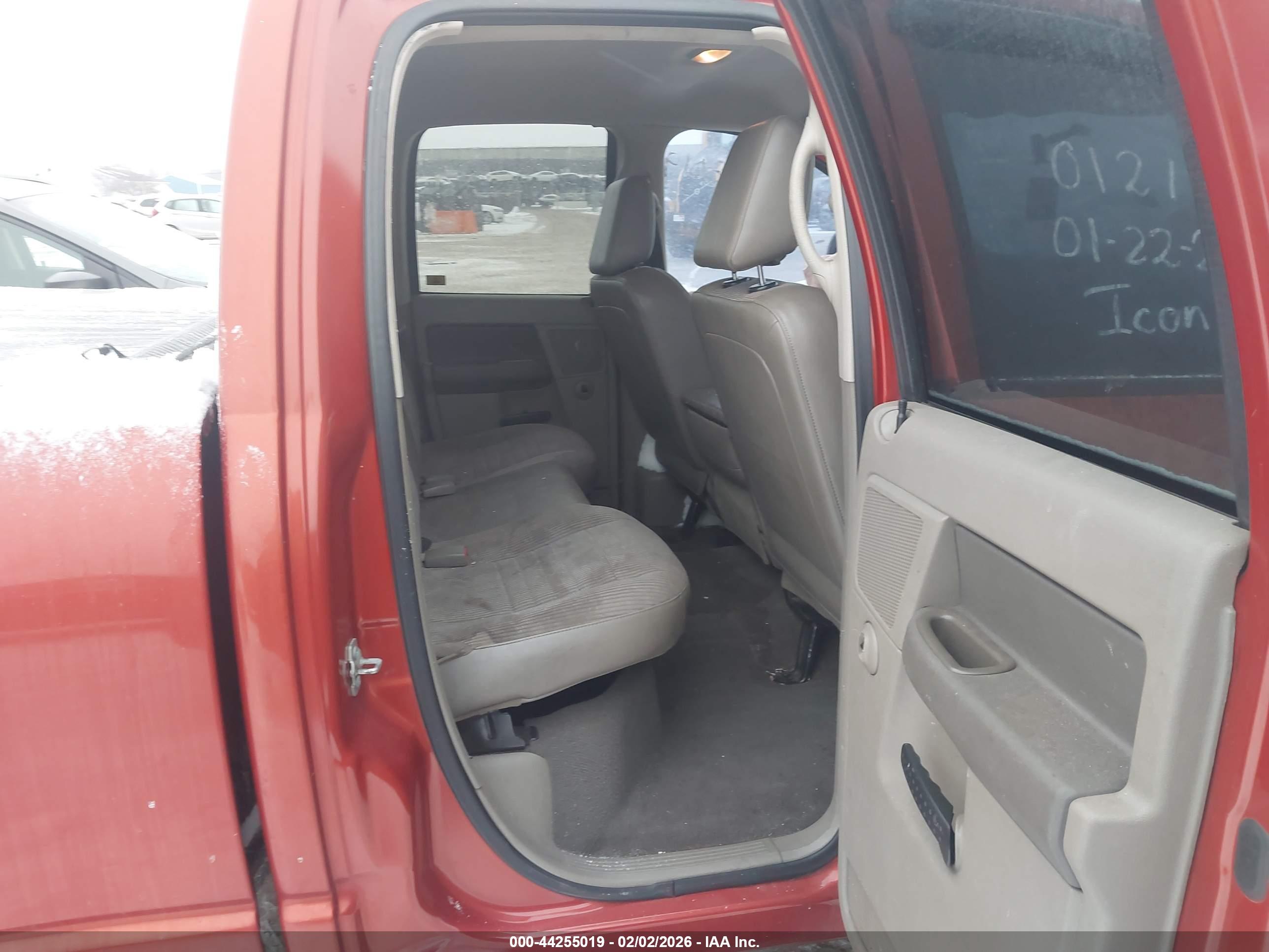 DODGE RAM image 8