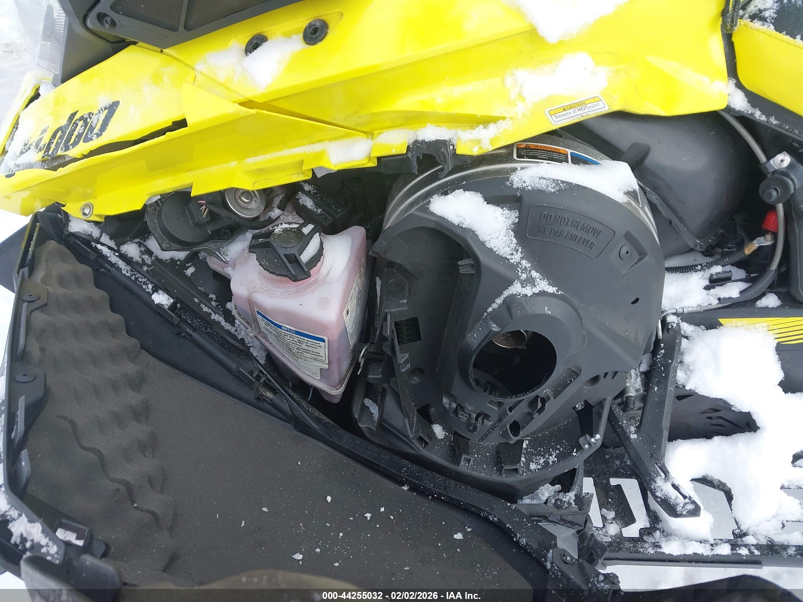 SKI-DOO MXZ image 10