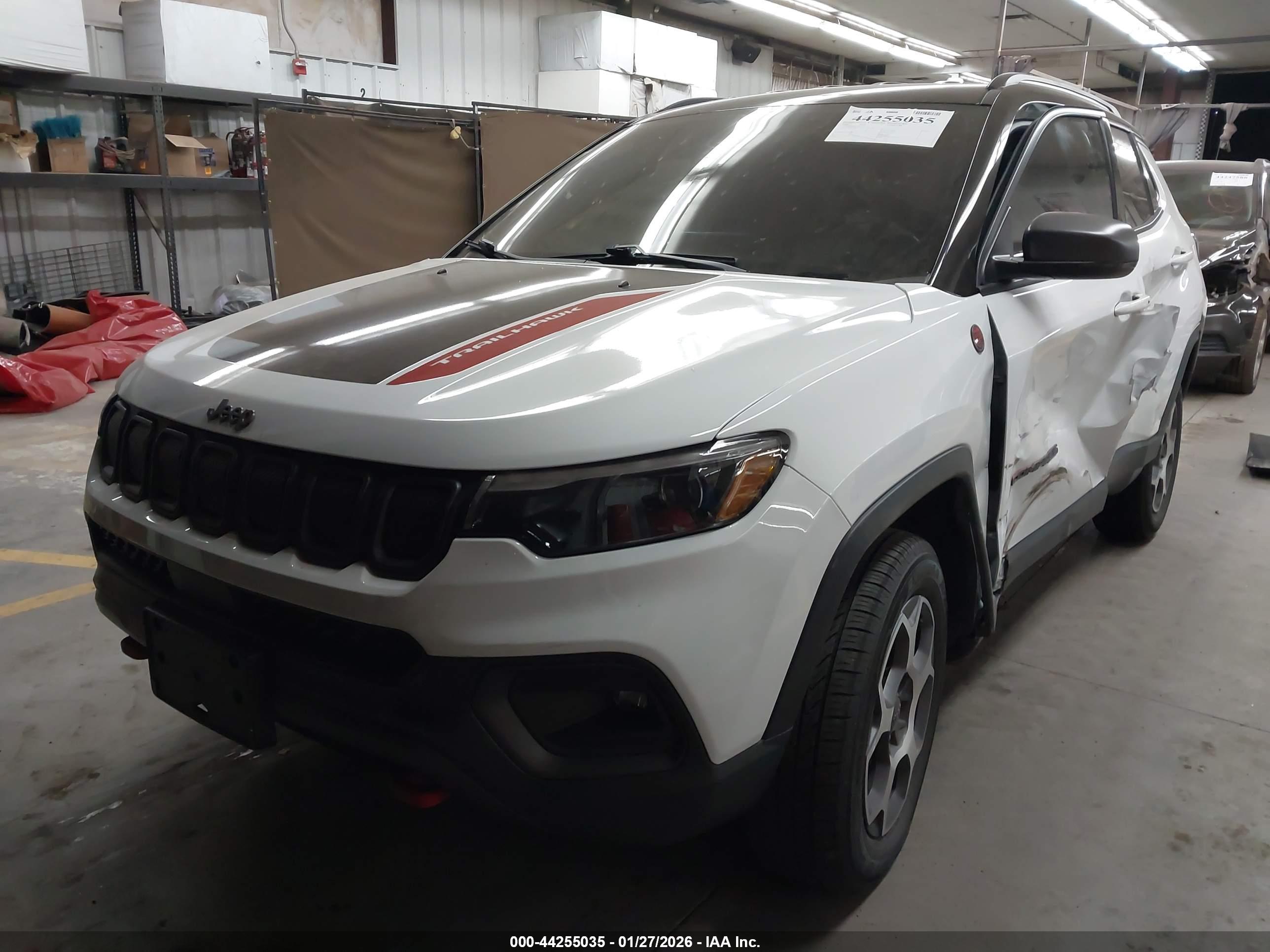 JEEP COMPASS image 2