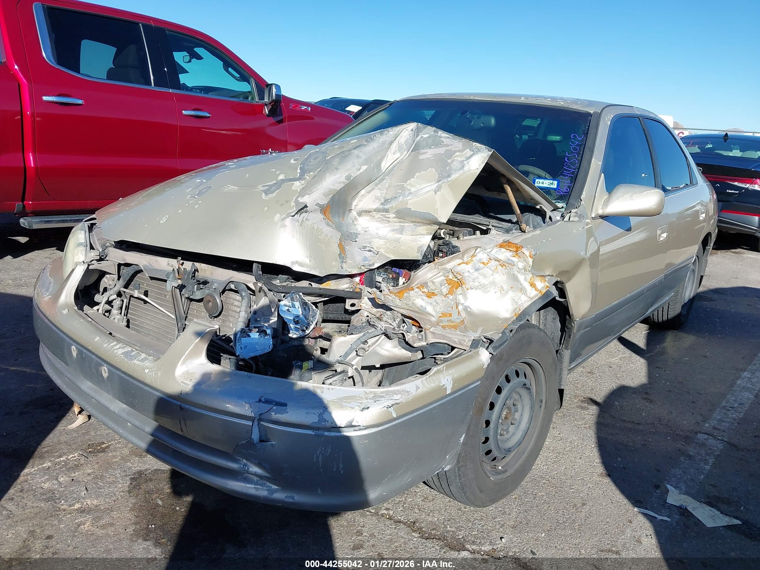 TOYOTA CAMRY image 2