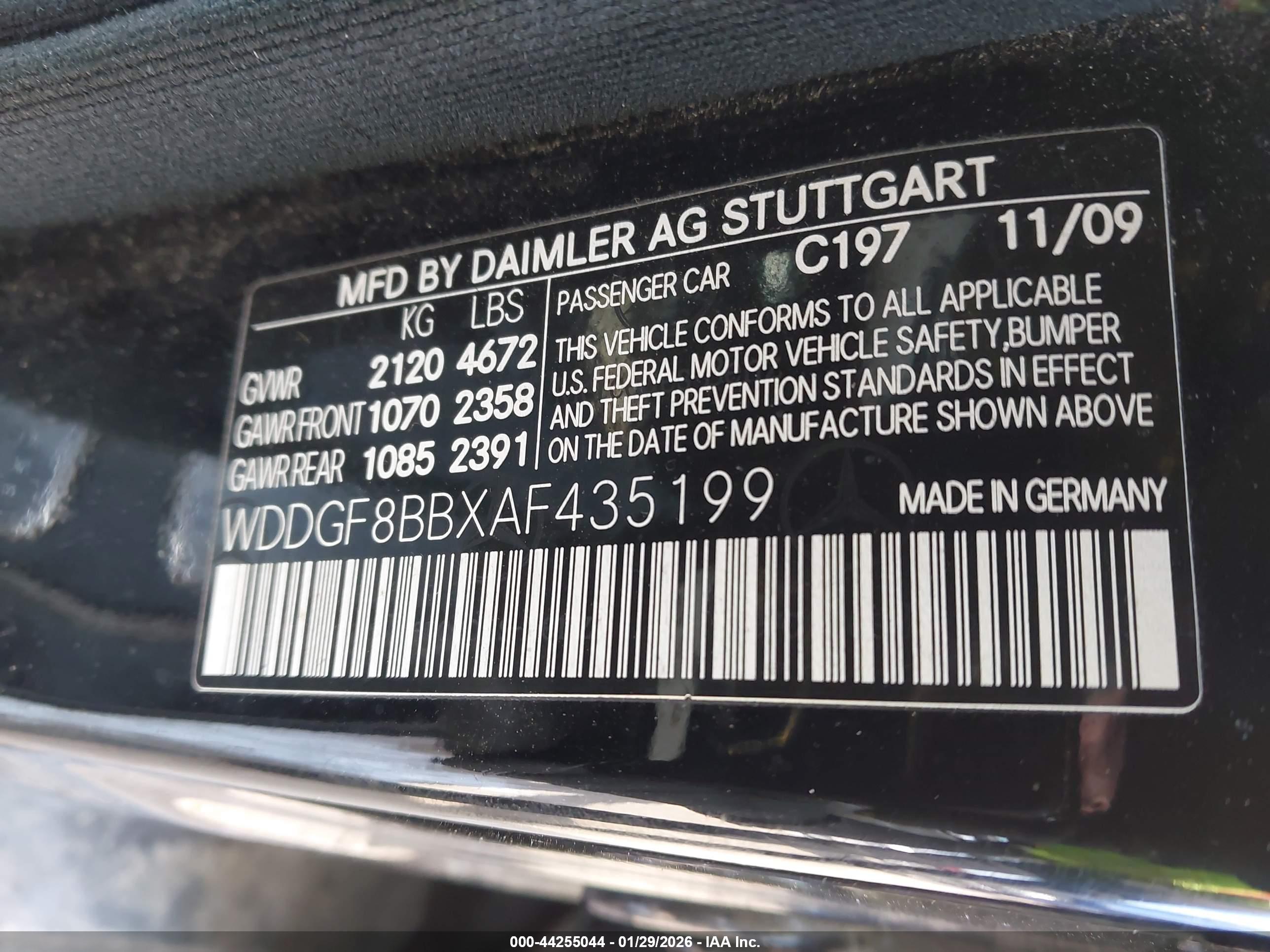 MERCEDES-BENZ C-CLASS image 9