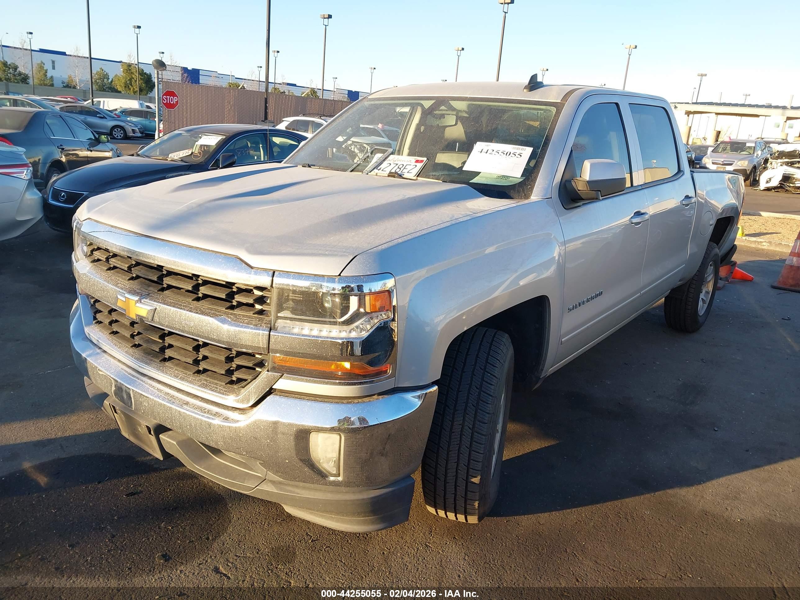 CHEVROLET SILVERADO image 2