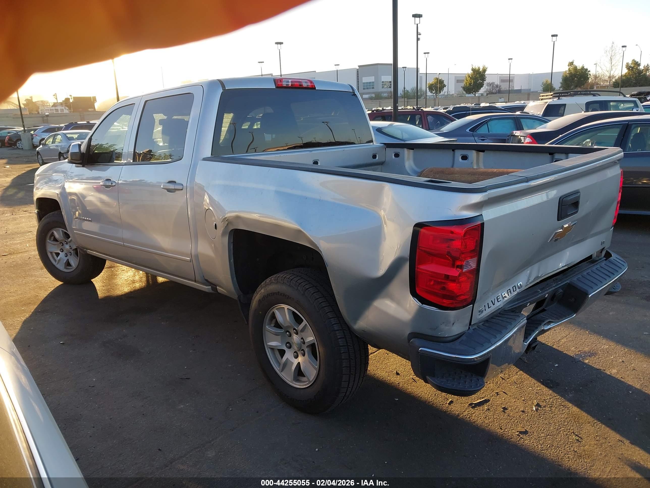 CHEVROLET SILVERADO image 3
