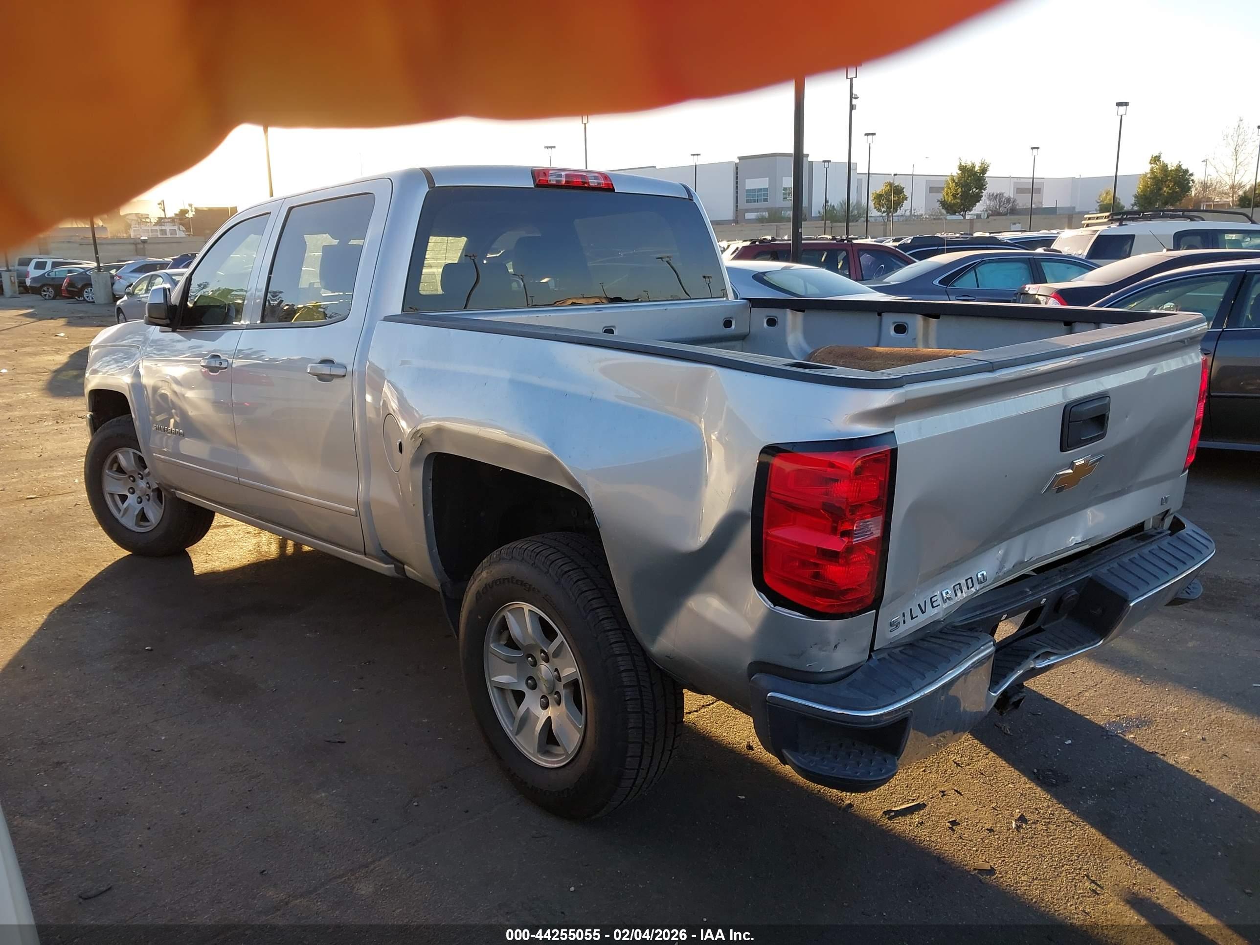 CHEVROLET SILVERADO image 6