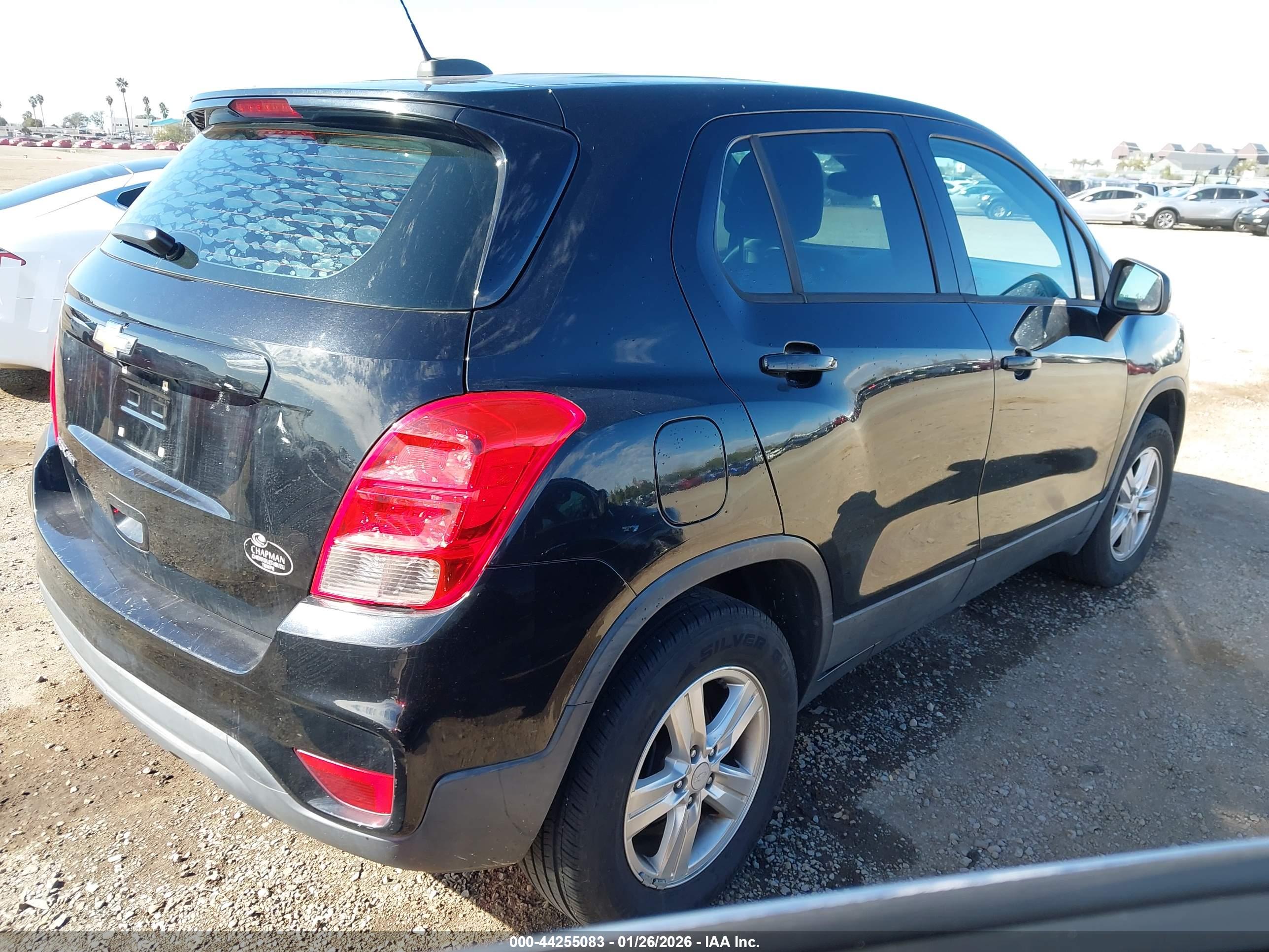 CHEVROLET TRAX image 4