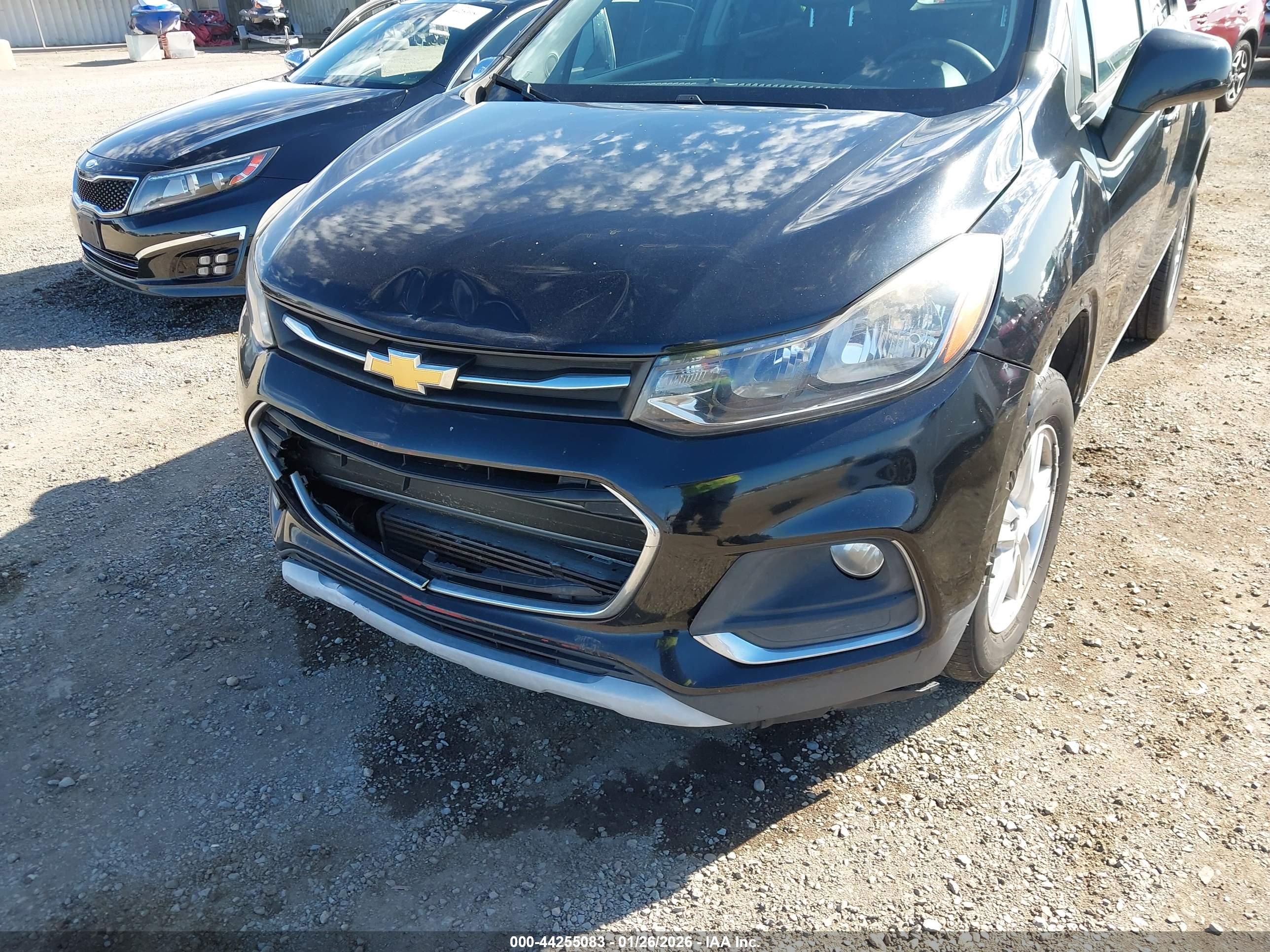 CHEVROLET TRAX image 6