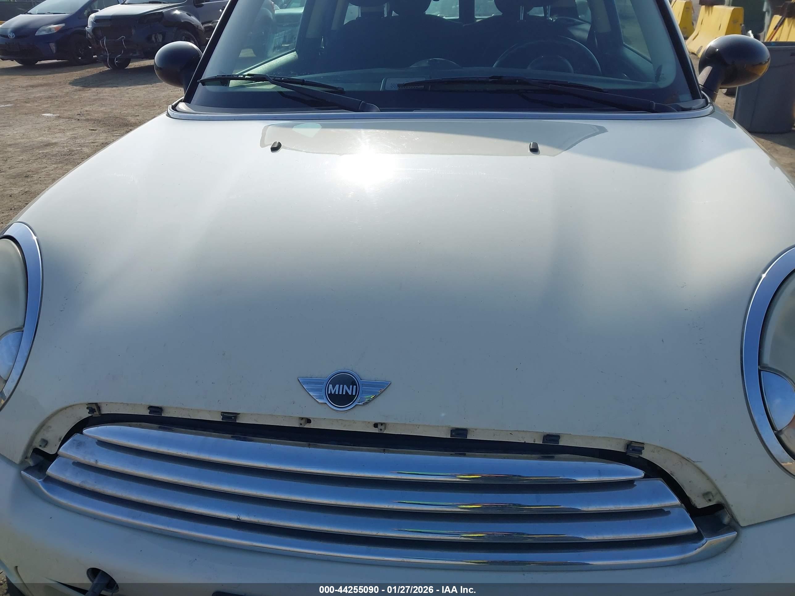 MINI COOPER image 6