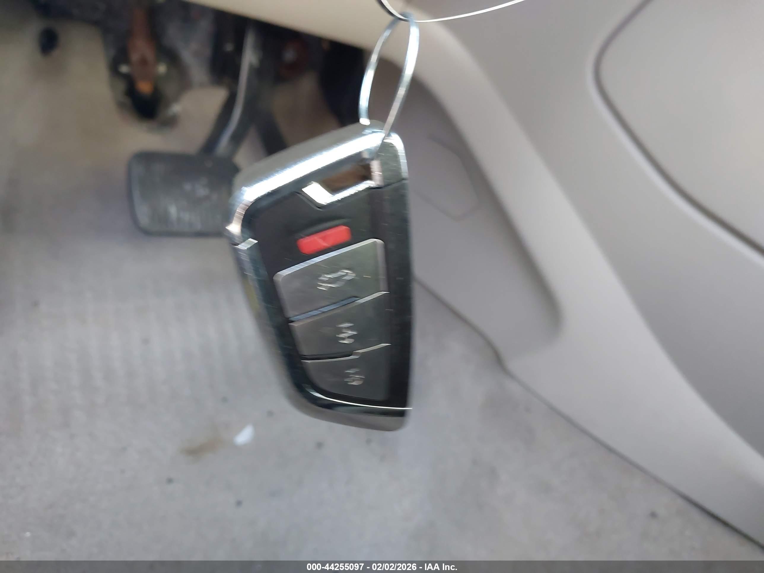 FORD C-MAX image 11