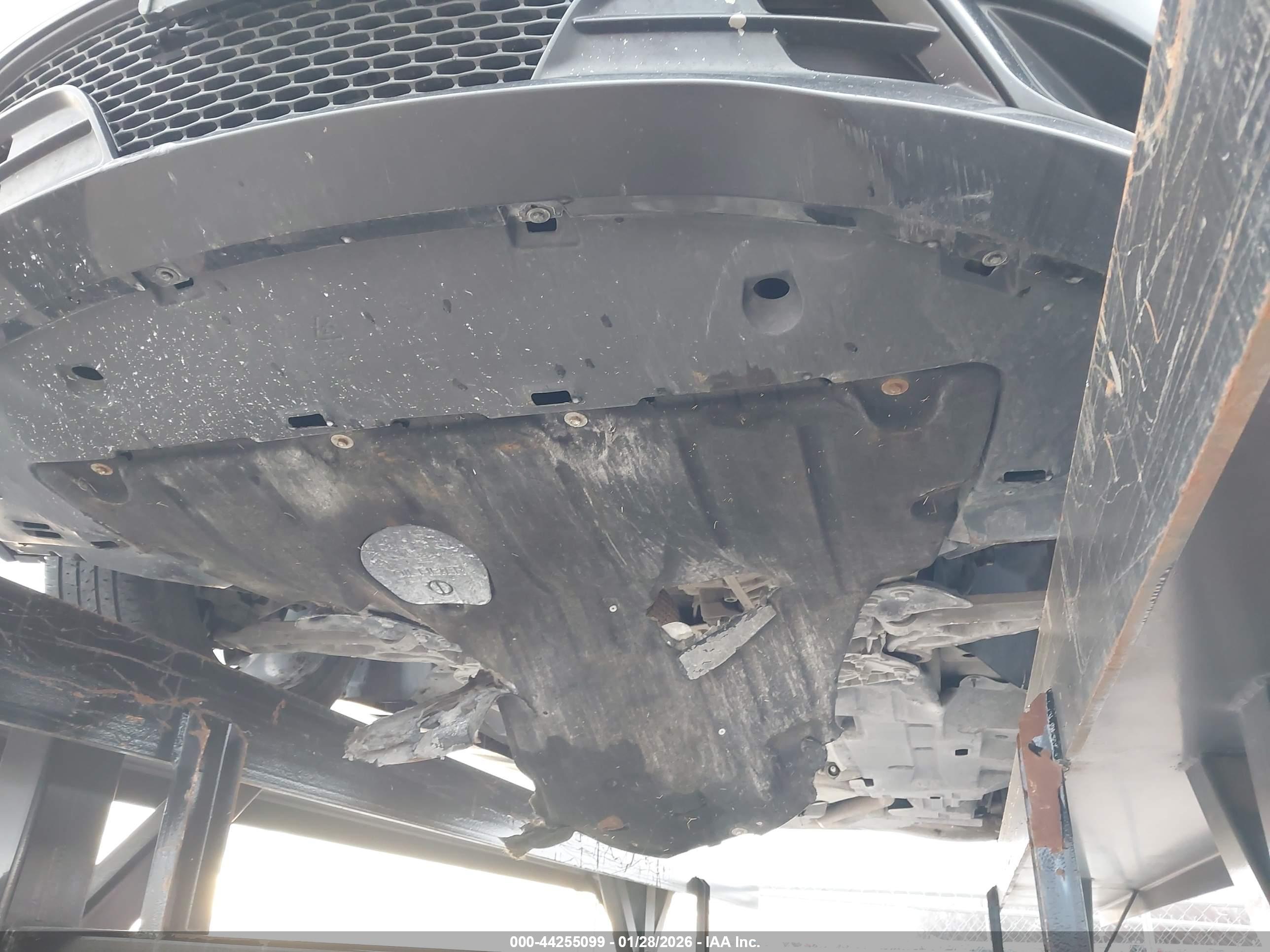 CHRYSLER 200 image 6