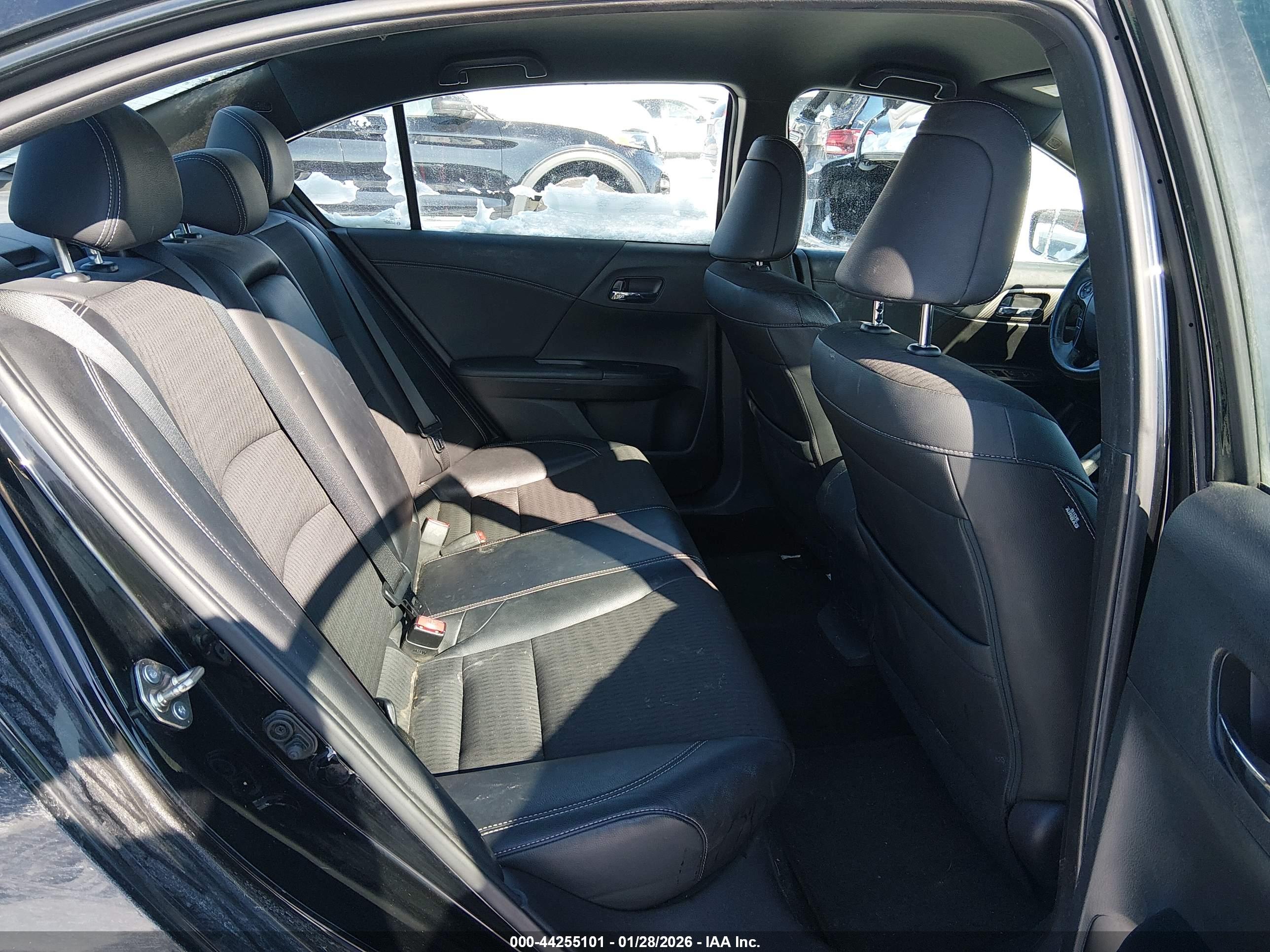 HONDA ACCORD image 8