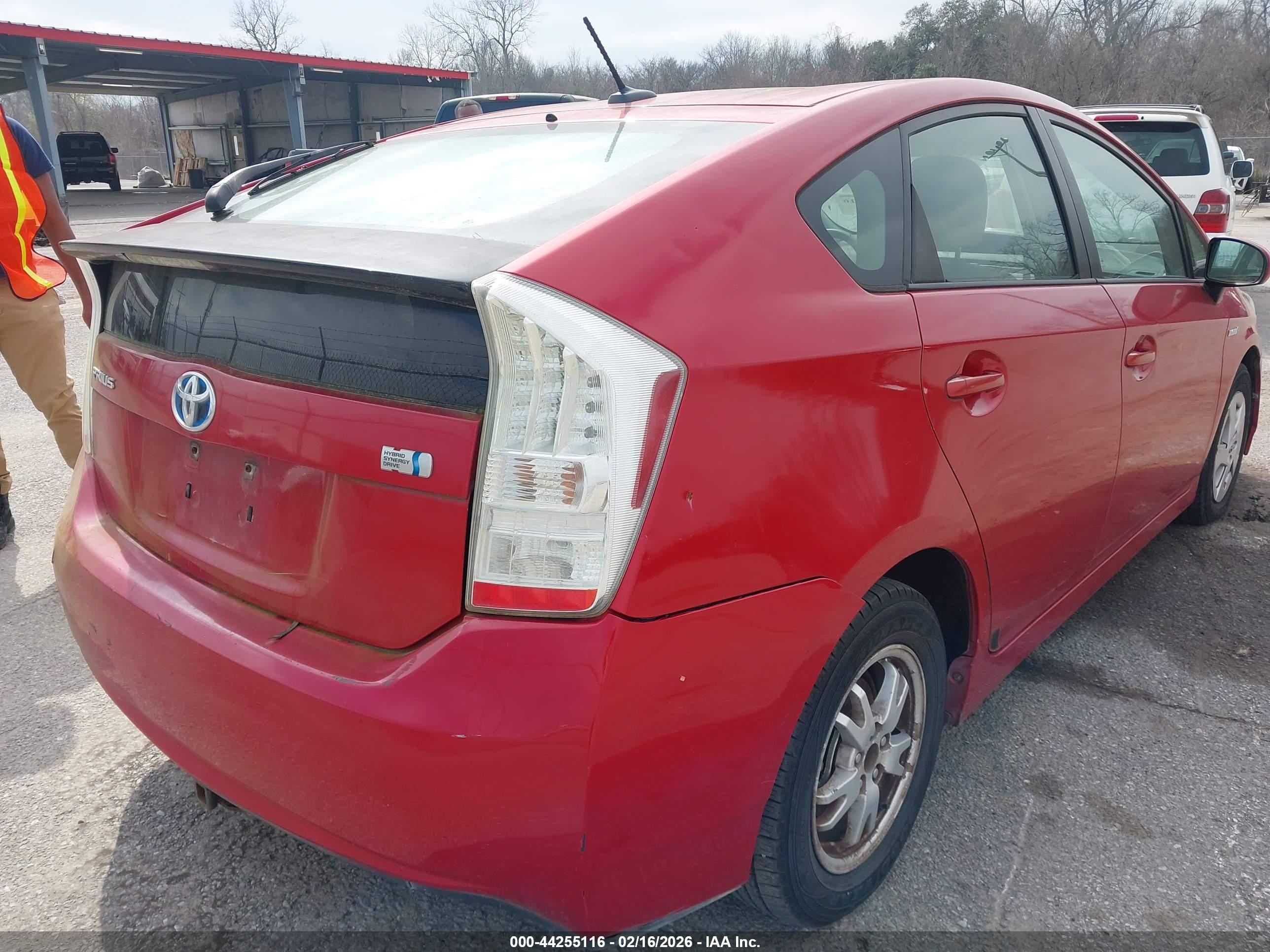 TOYOTA PRIUS image 4