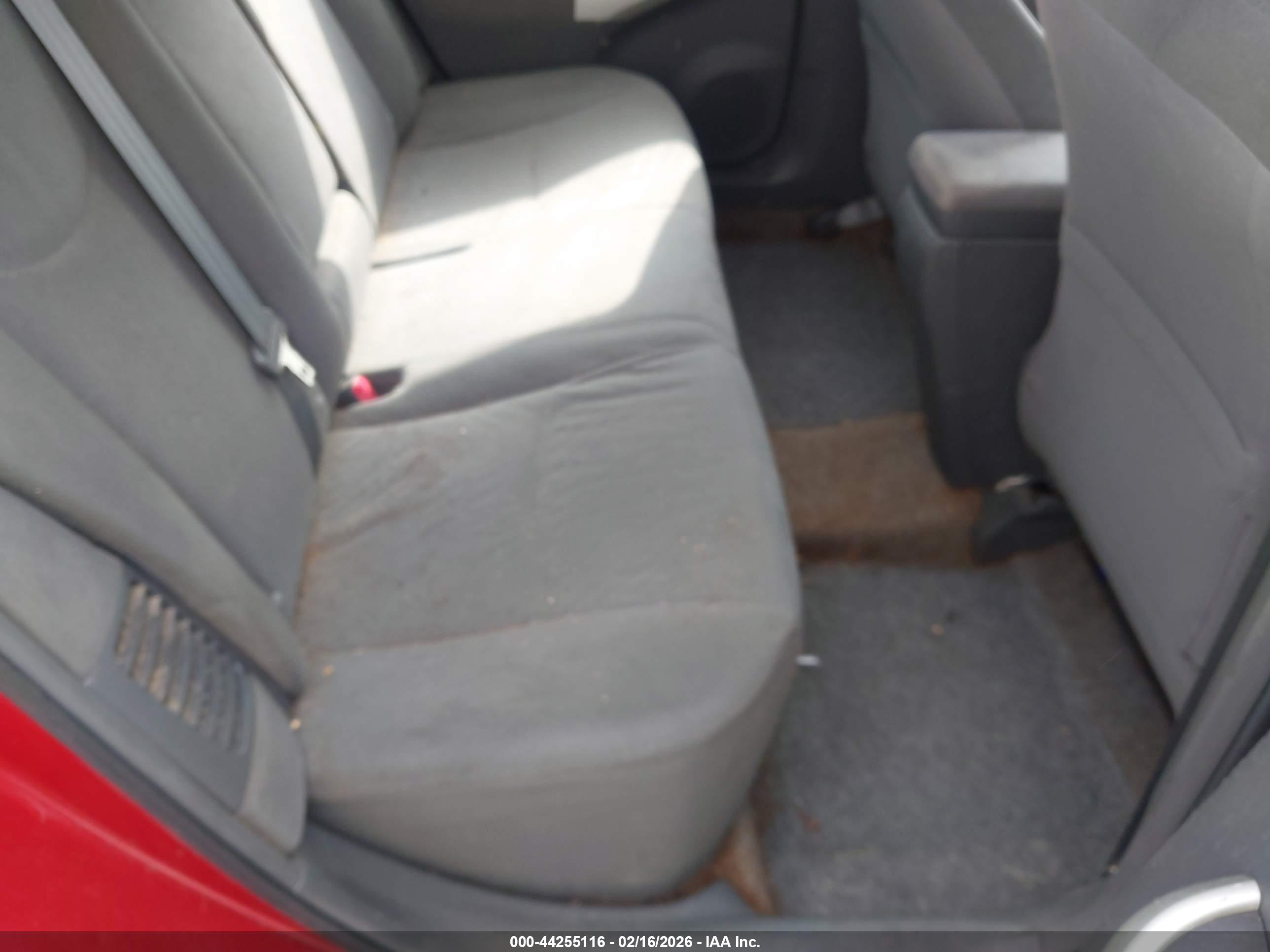 TOYOTA PRIUS image 8