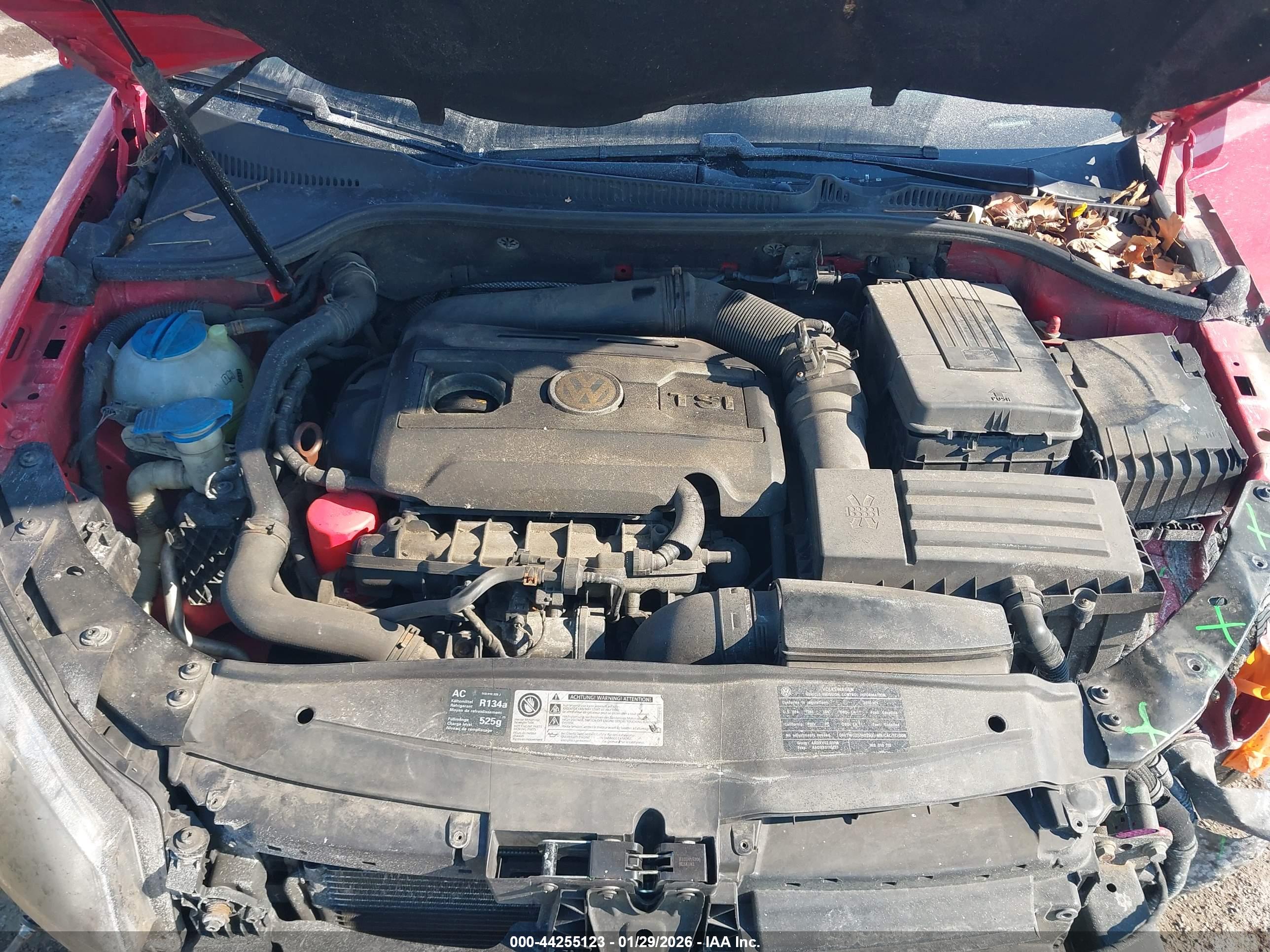 VOLKSWAGEN GTI image 10