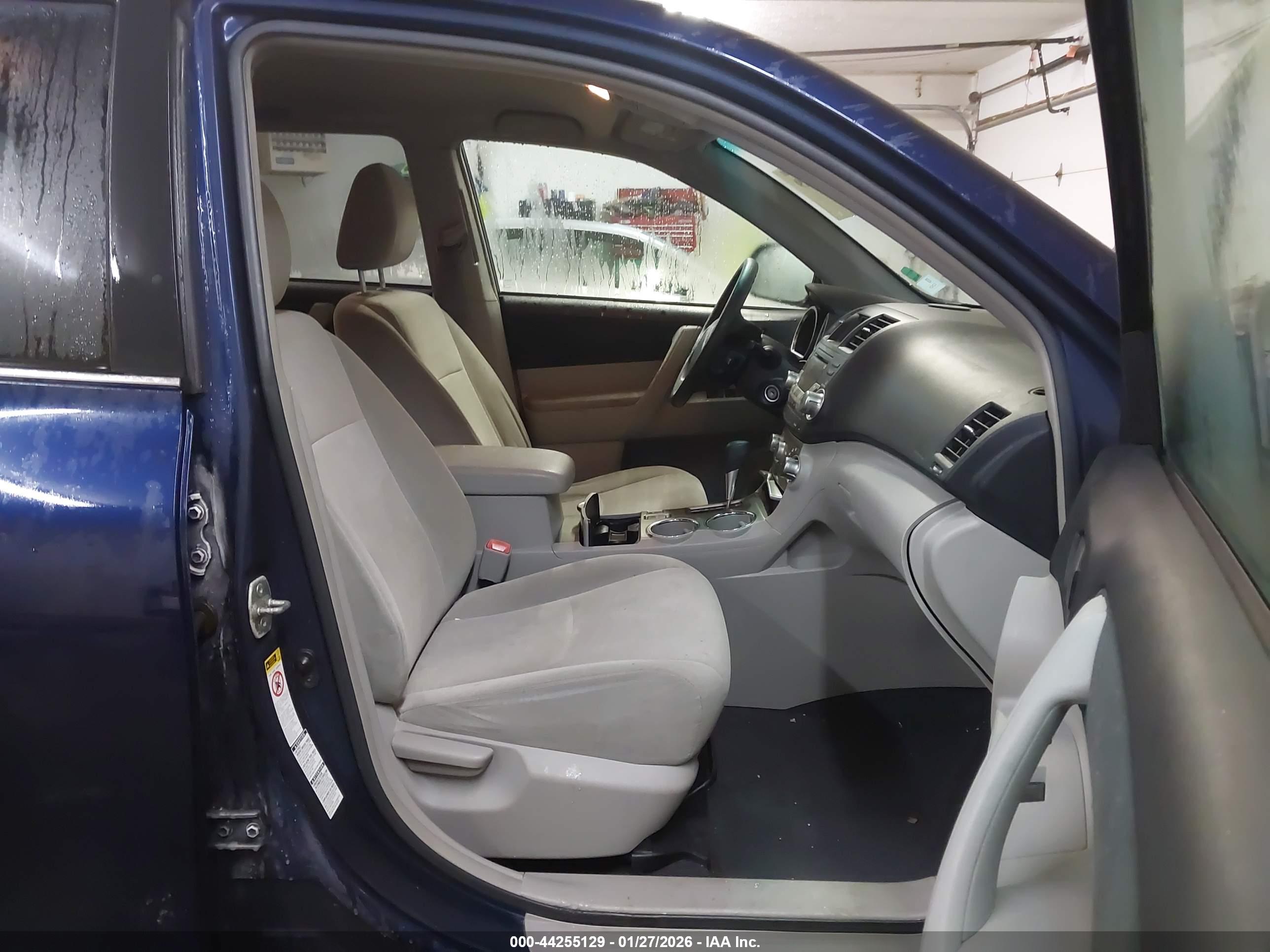 TOYOTA HIGHLANDER image 5