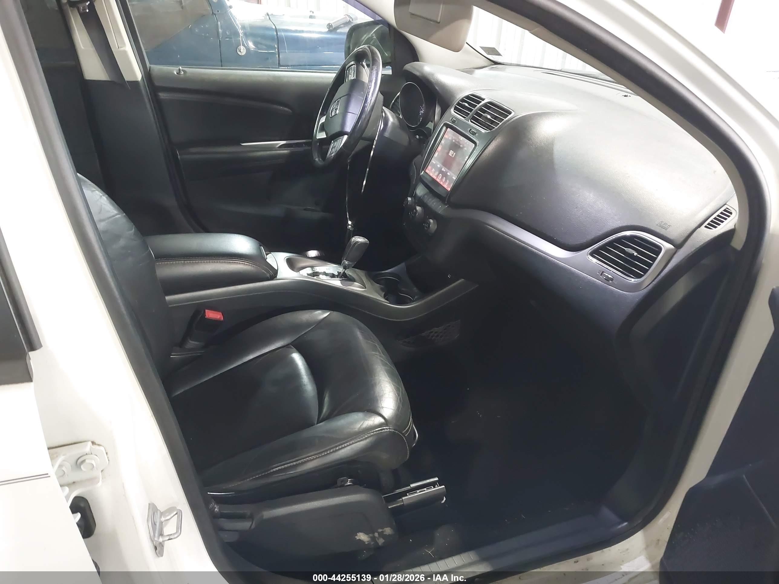 DODGE JOURNEY image 5