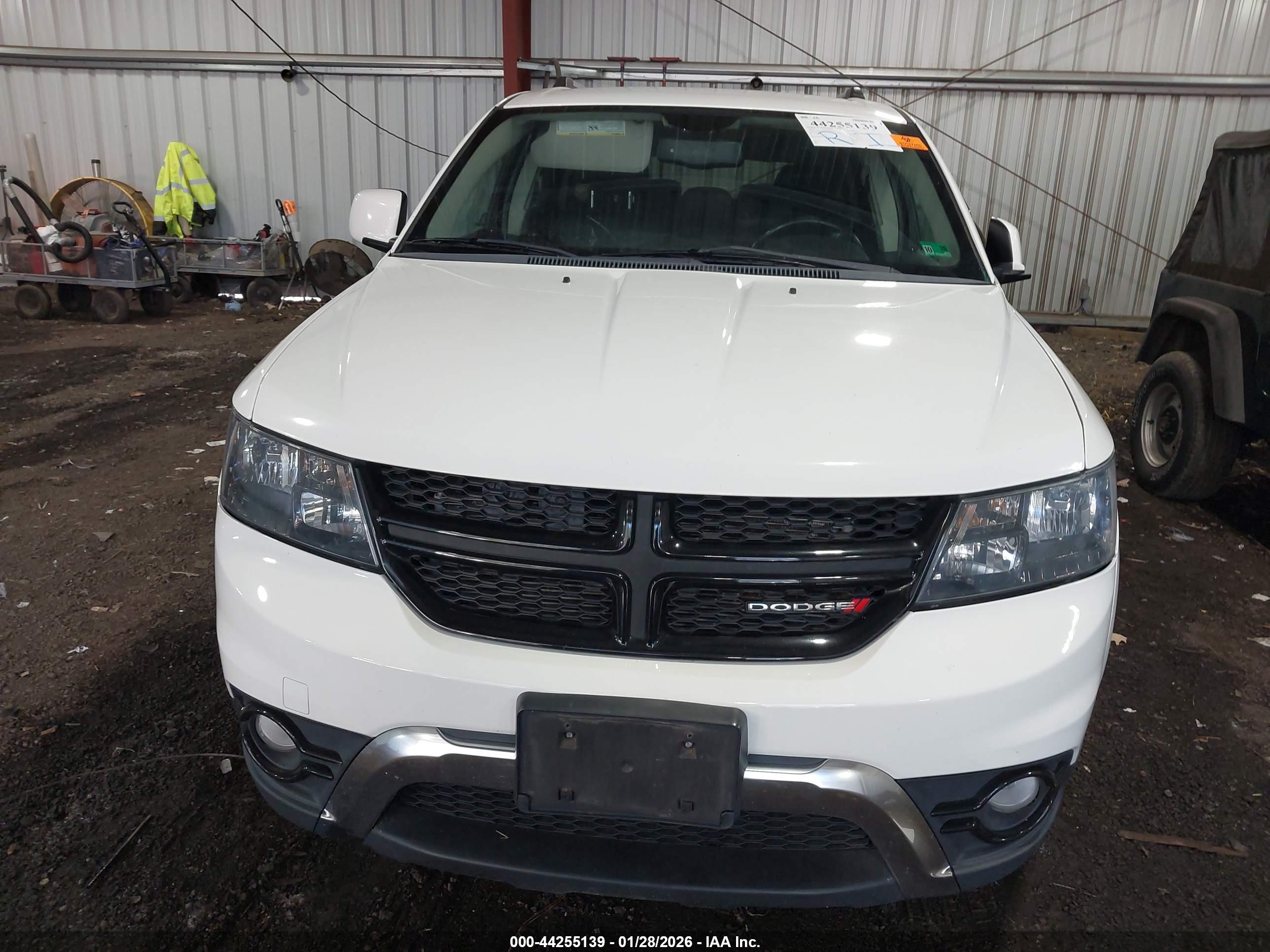 DODGE JOURNEY image 6