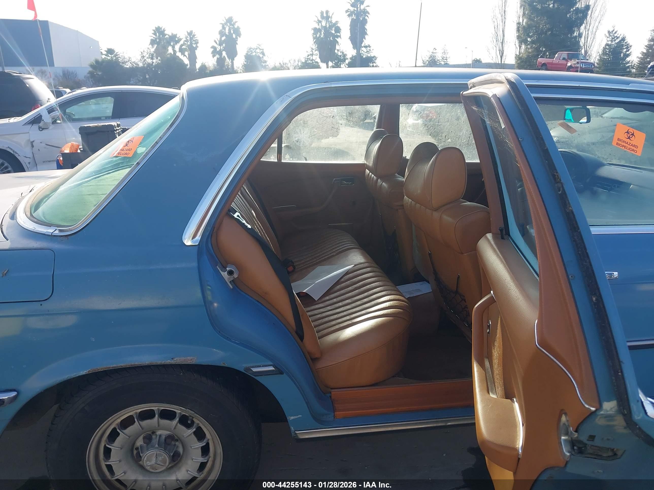 MERCEDES-BENZ 300 image 8