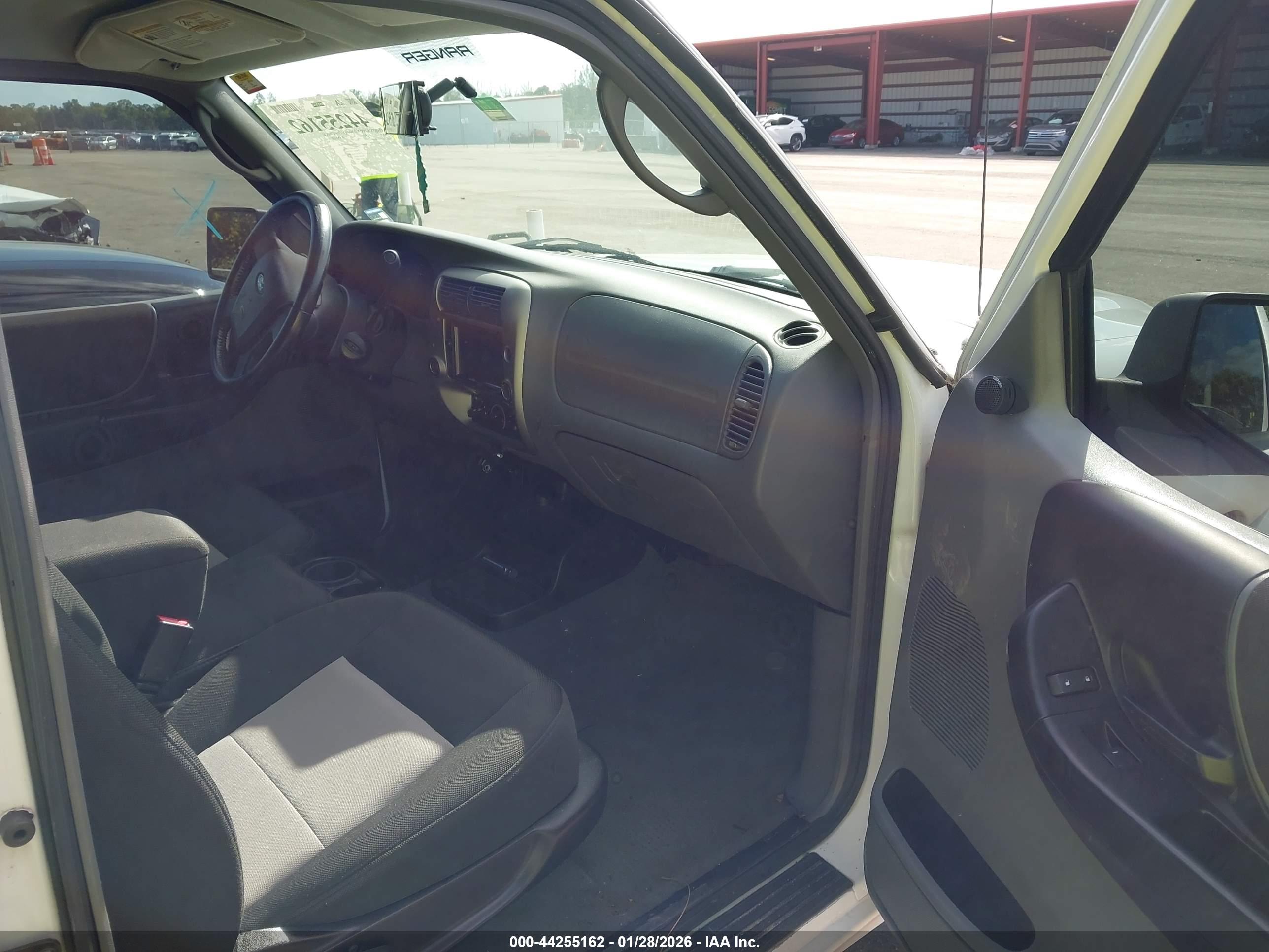 FORD RANGER image 5