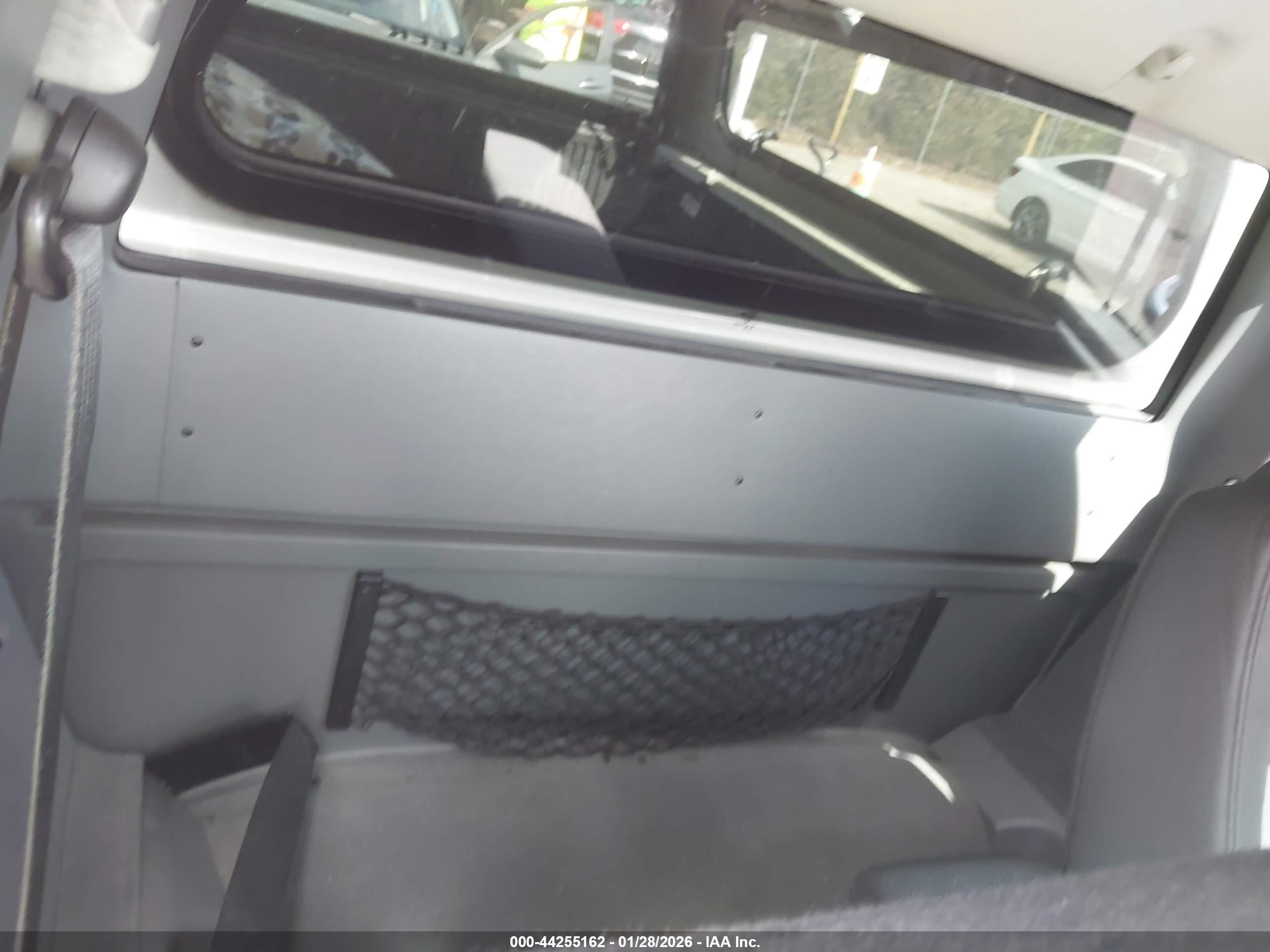 FORD RANGER image 8