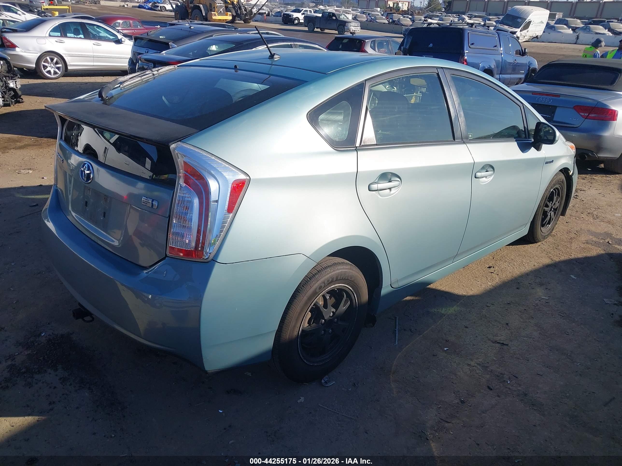 TOYOTA PRIUS image 4