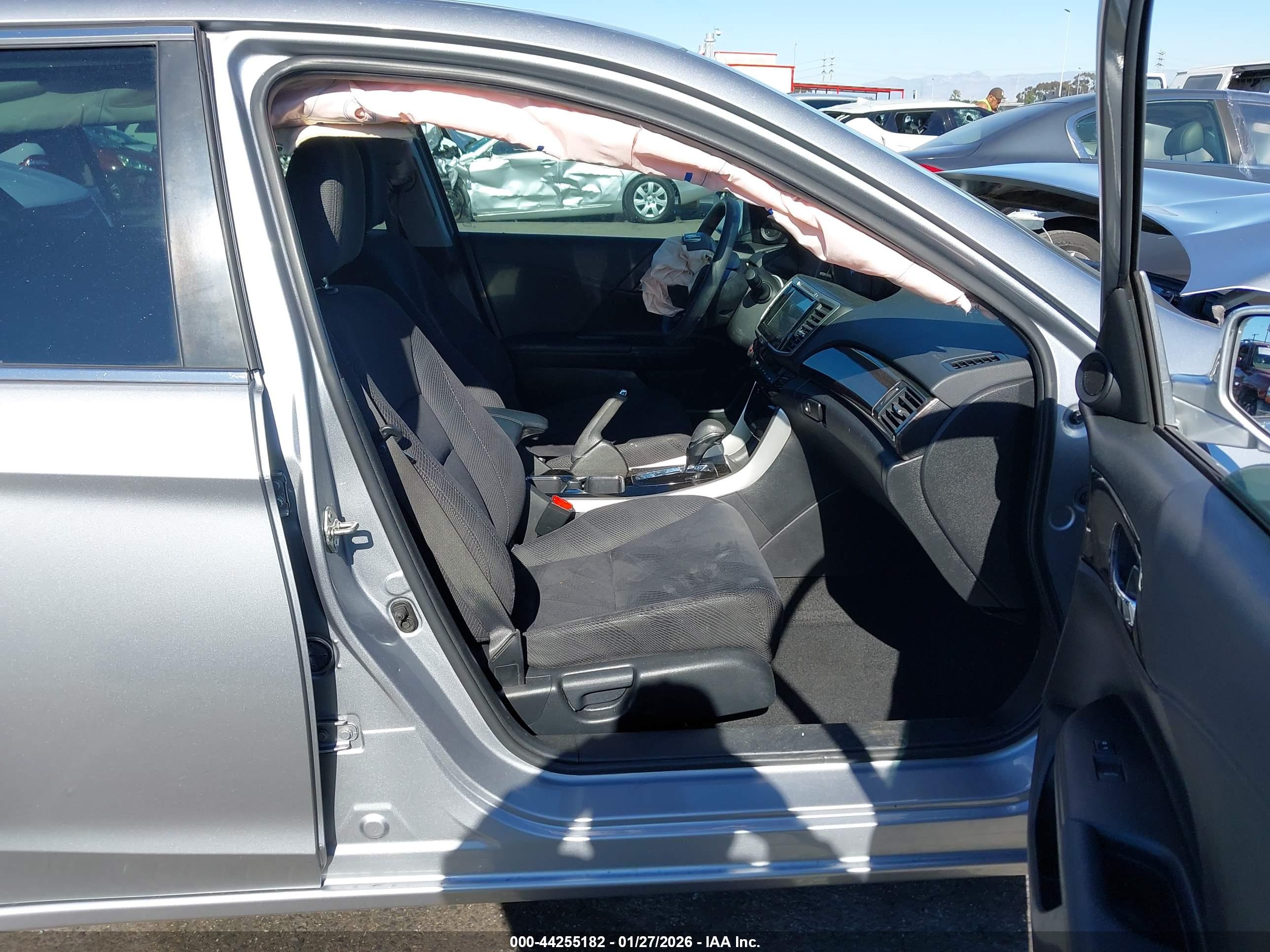 HONDA ACCORD image 5