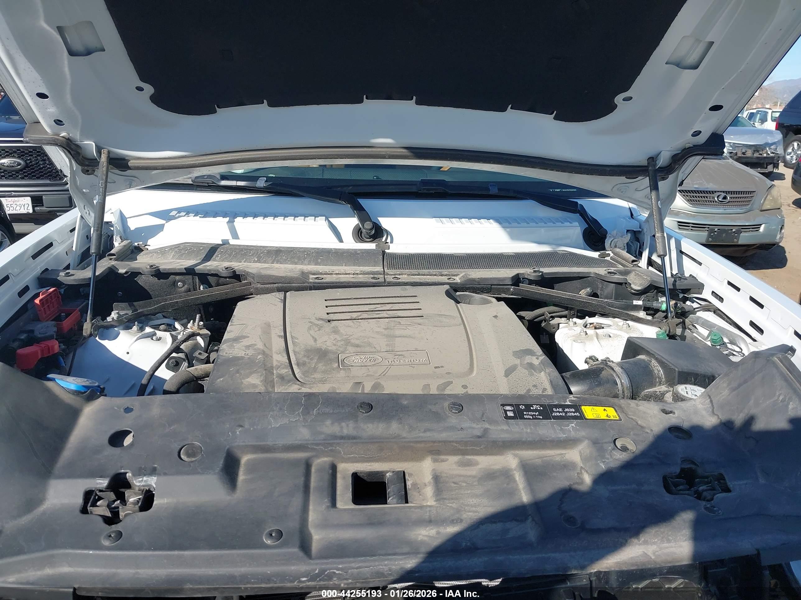 LAND ROVER image 10