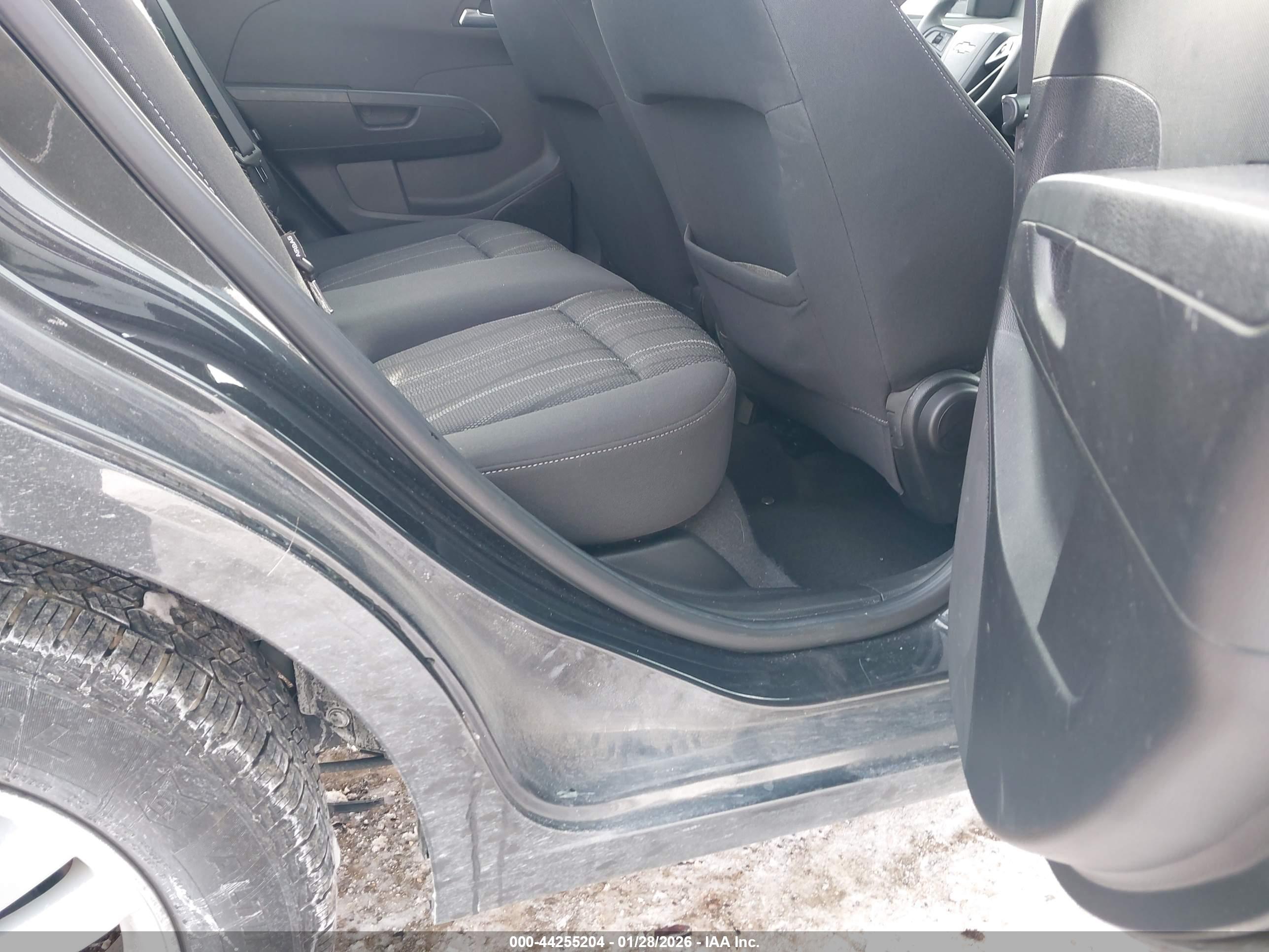 CHEVROLET SONIC image 8