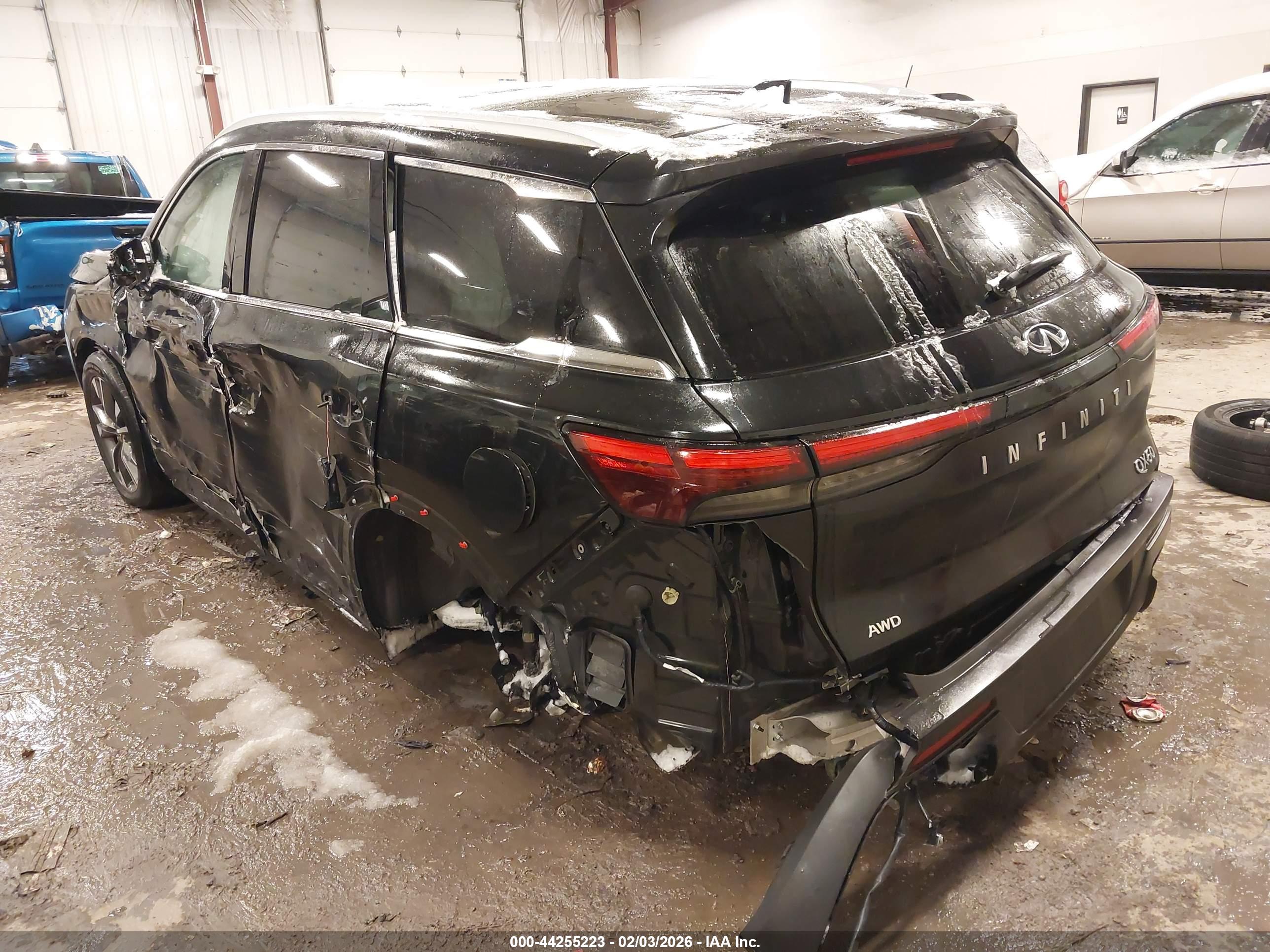 INFINITI QX60 image 3