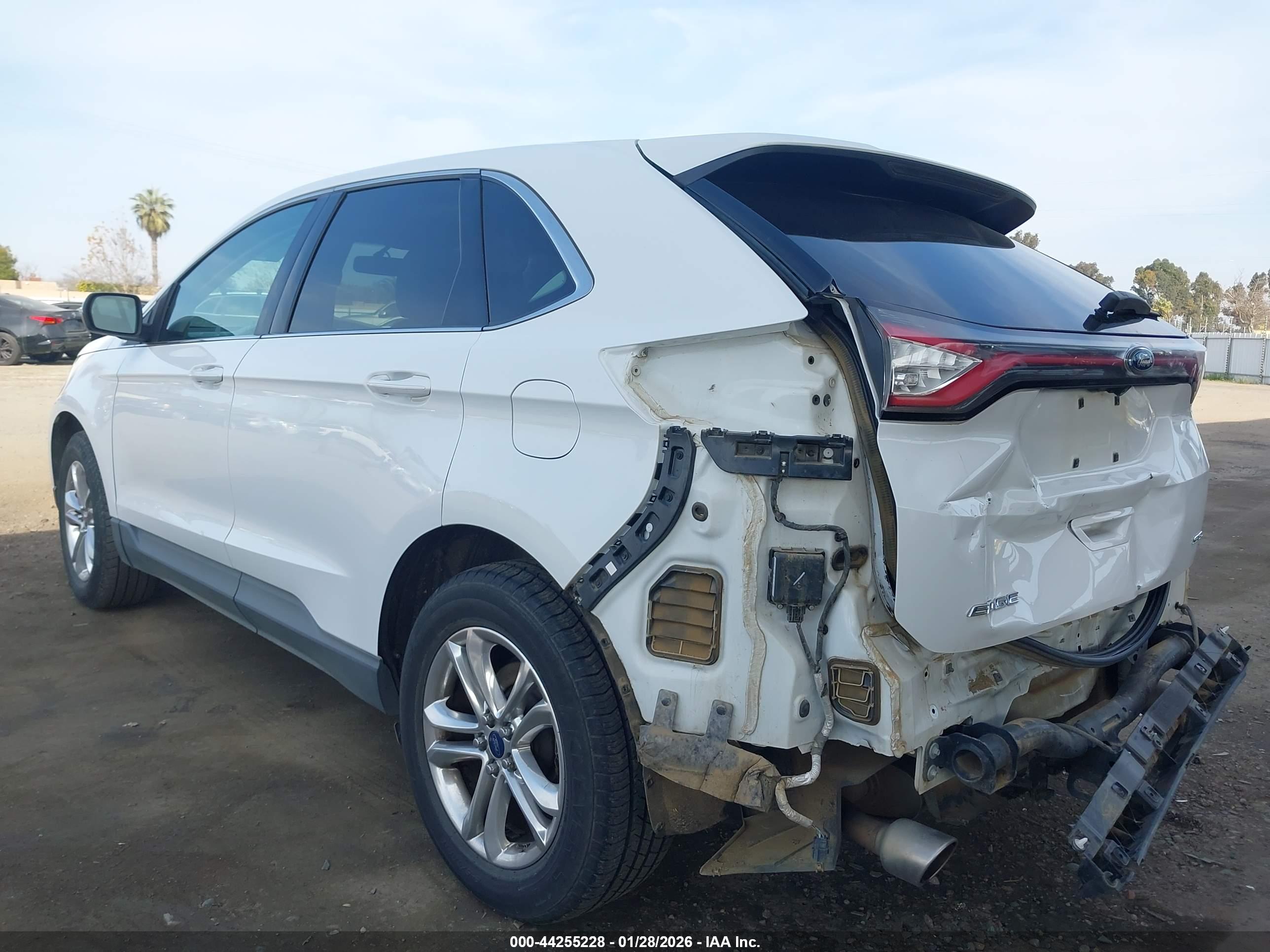 FORD EDGE image 3