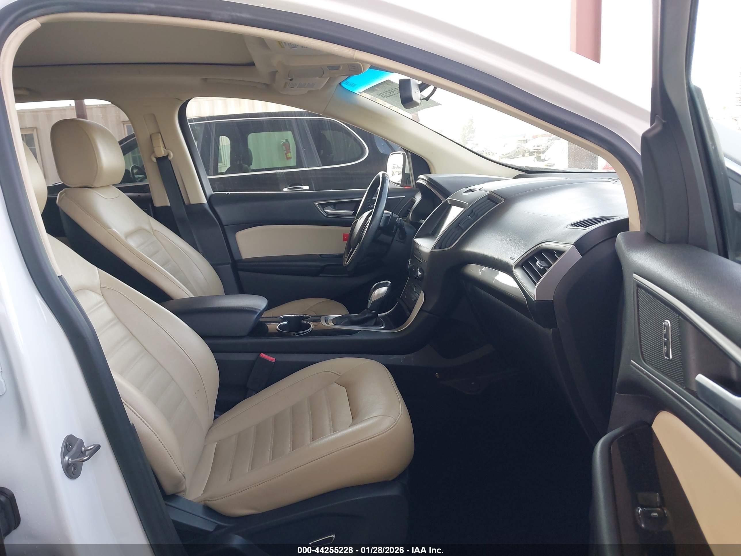 FORD EDGE image 5