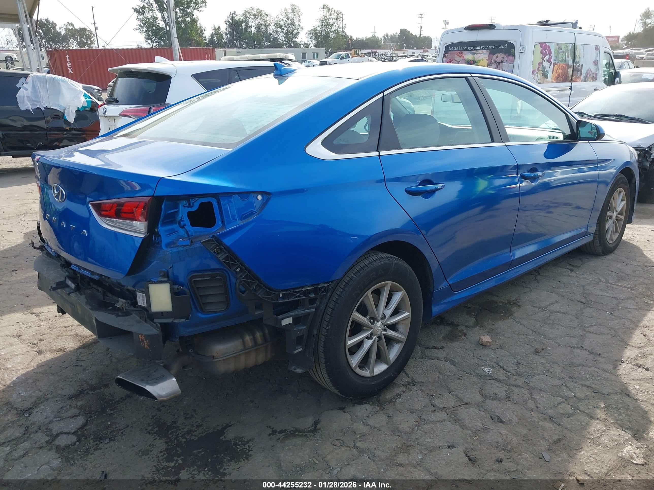 HYUNDAI SONATA image 4