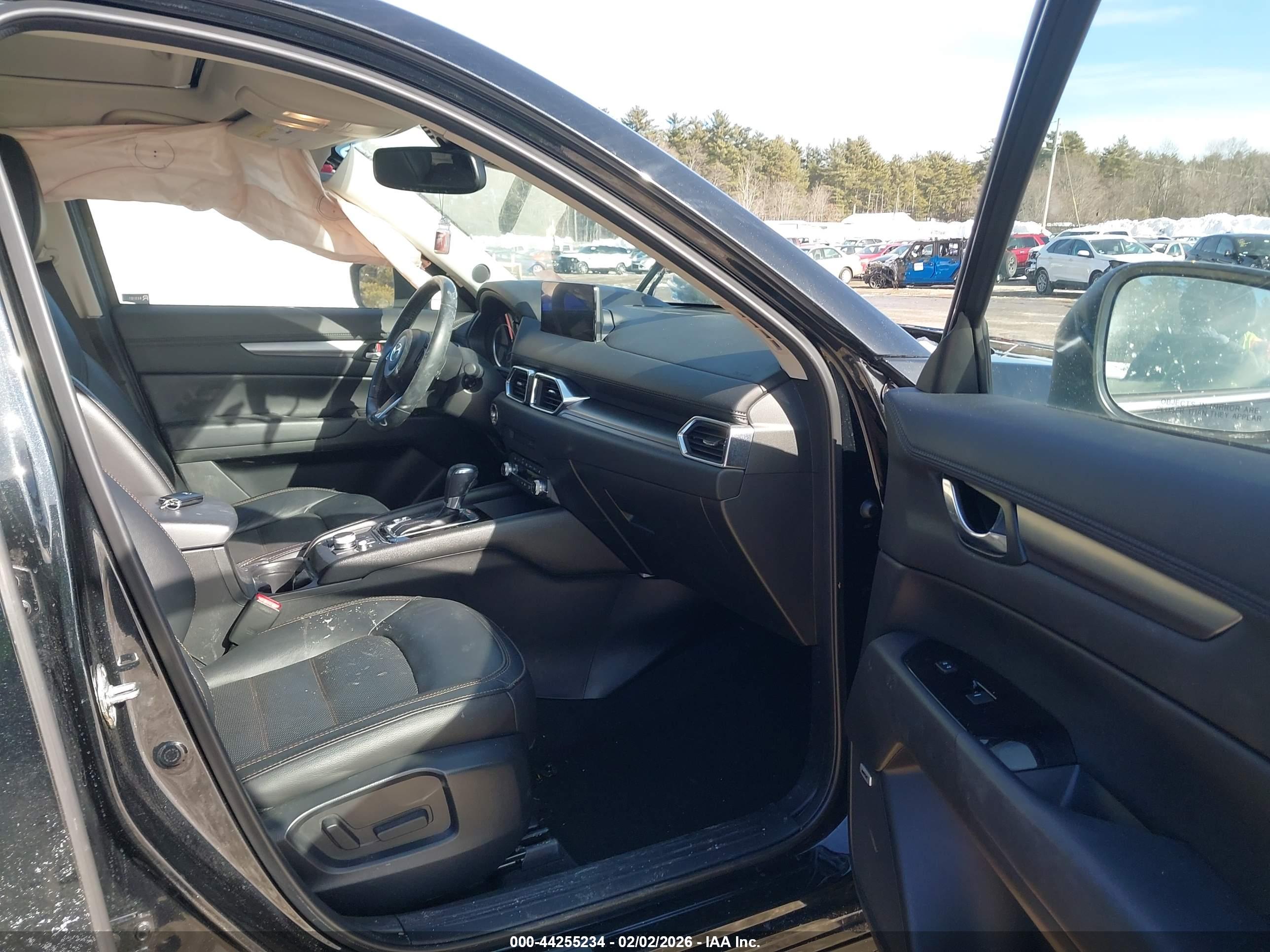 MAZDA CX-5 image 5