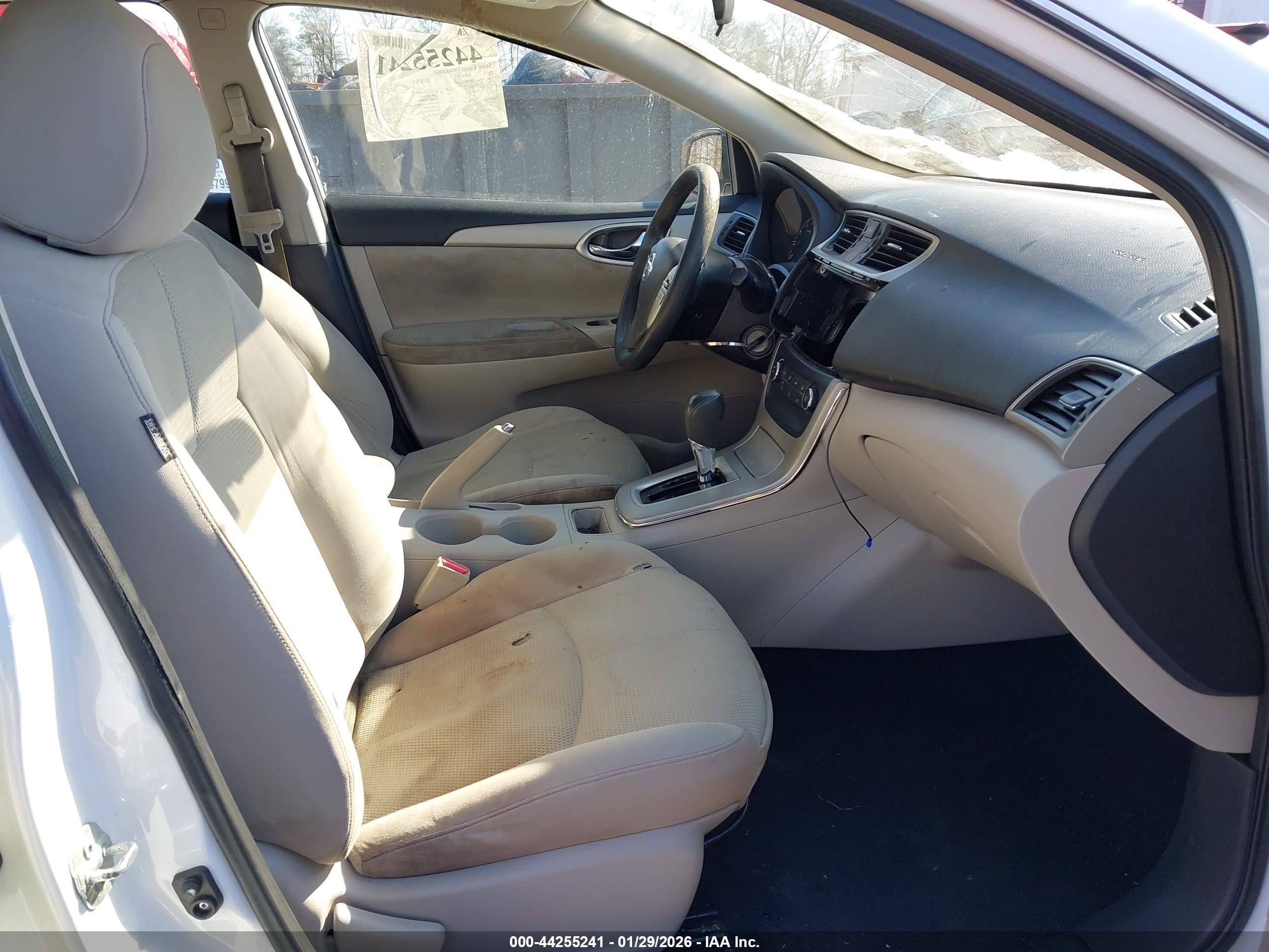 NISSAN SENTRA image 5