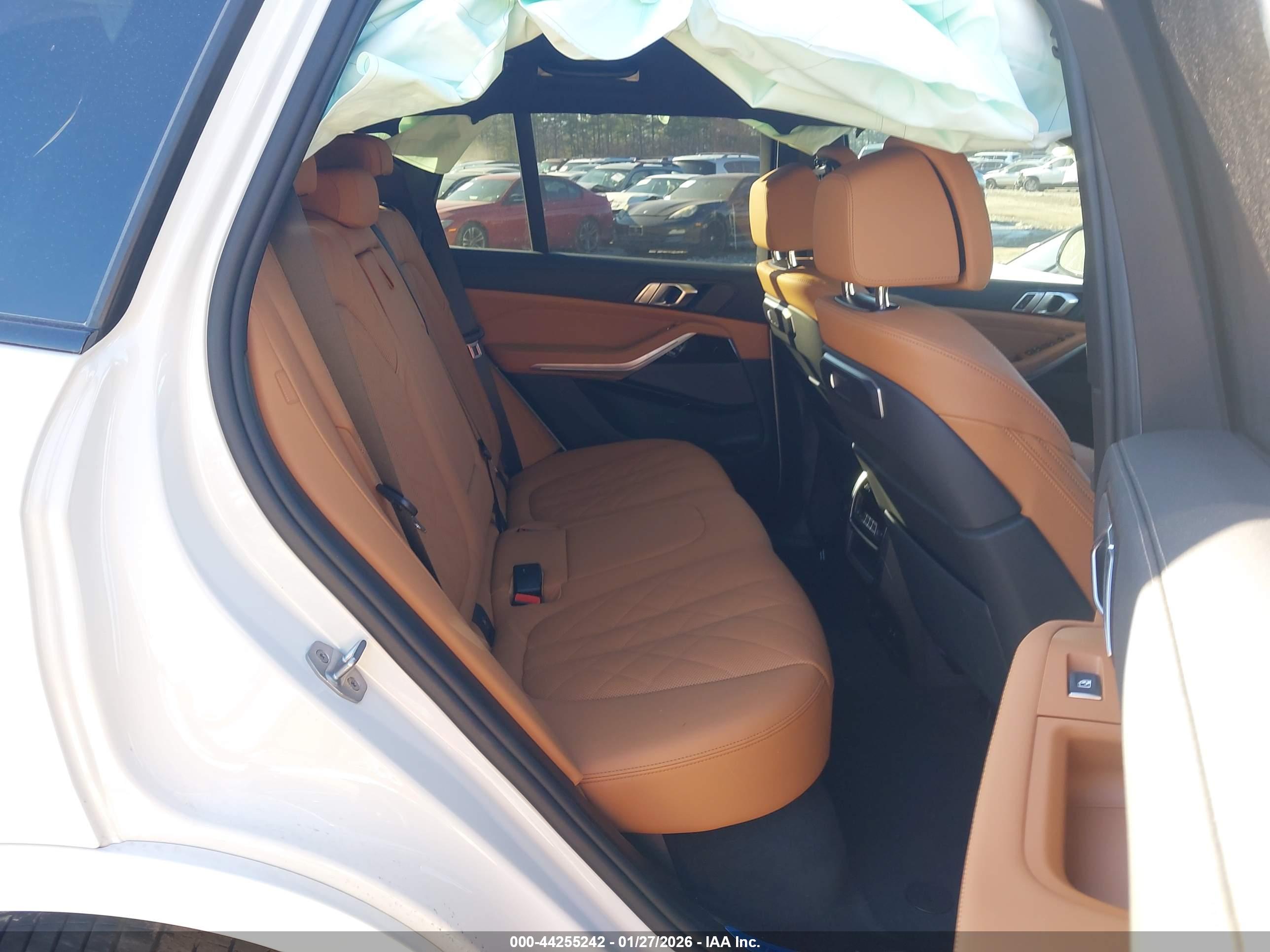 BMW X5 image 8