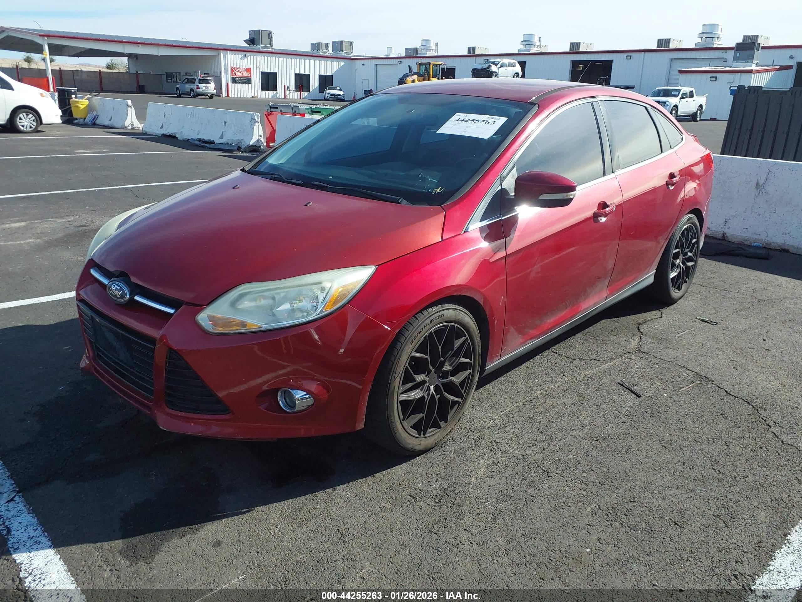 FORD FOCUS image 2