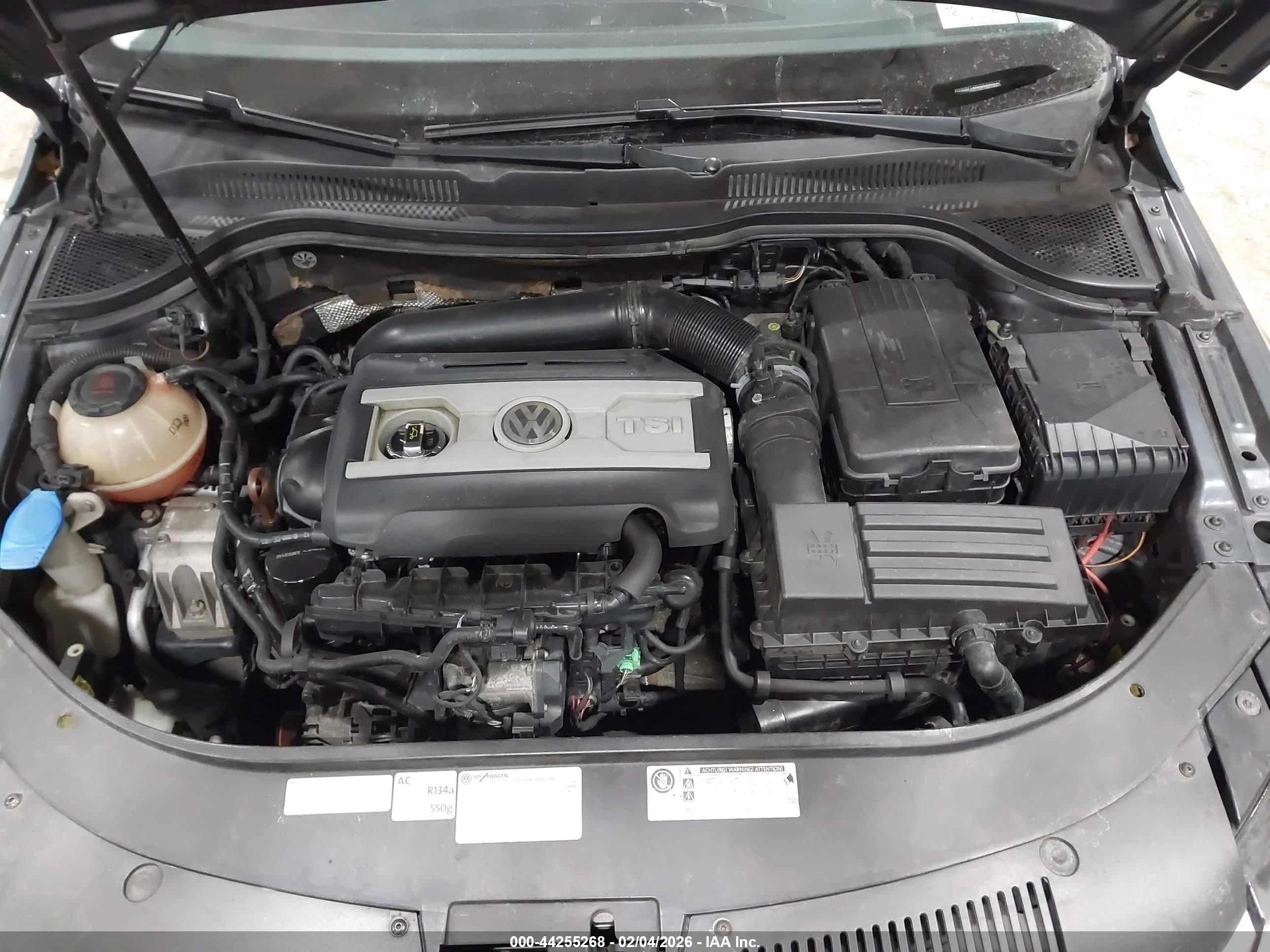 VOLKSWAGEN CC image 10
