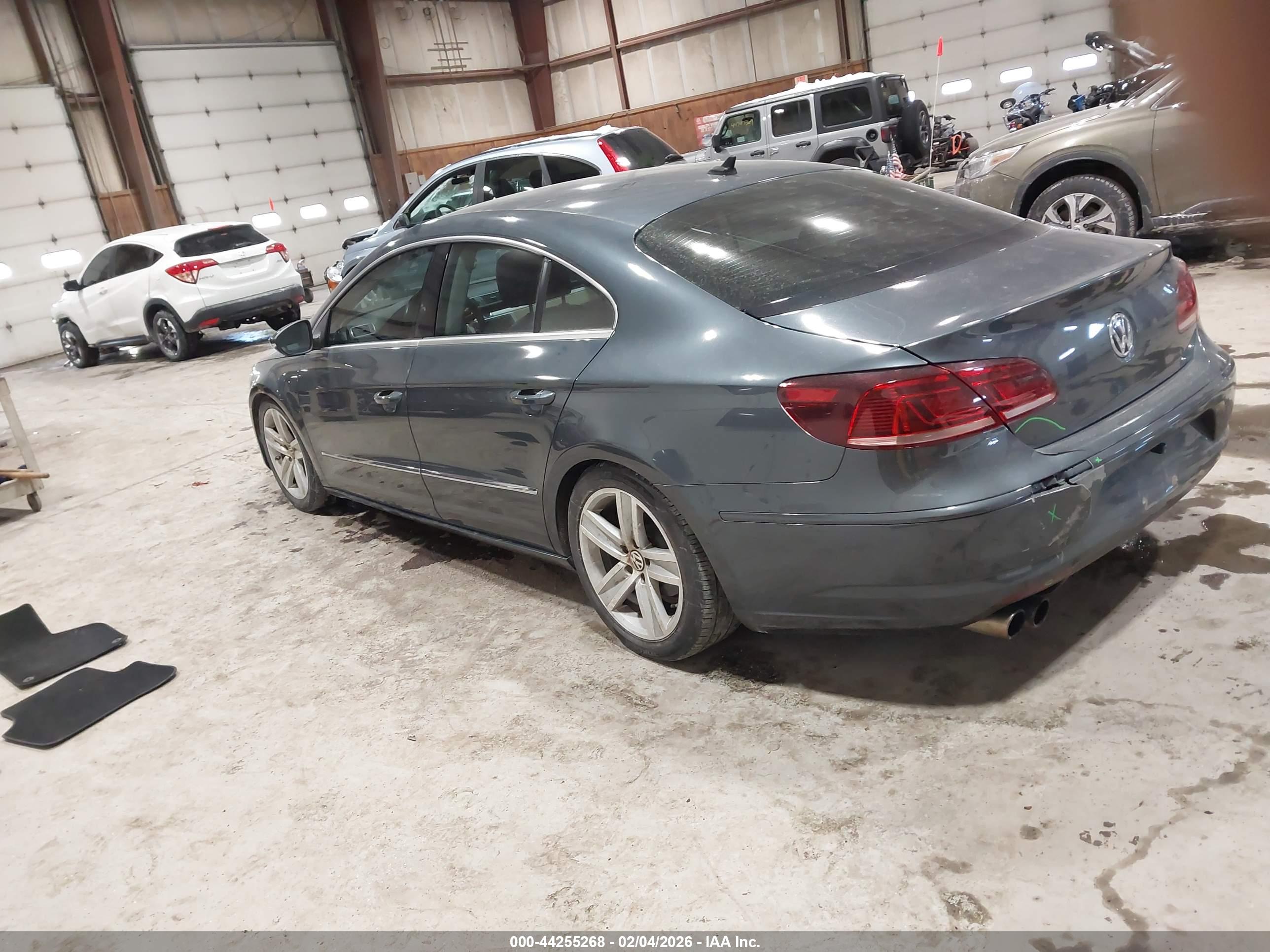 VOLKSWAGEN CC image 3