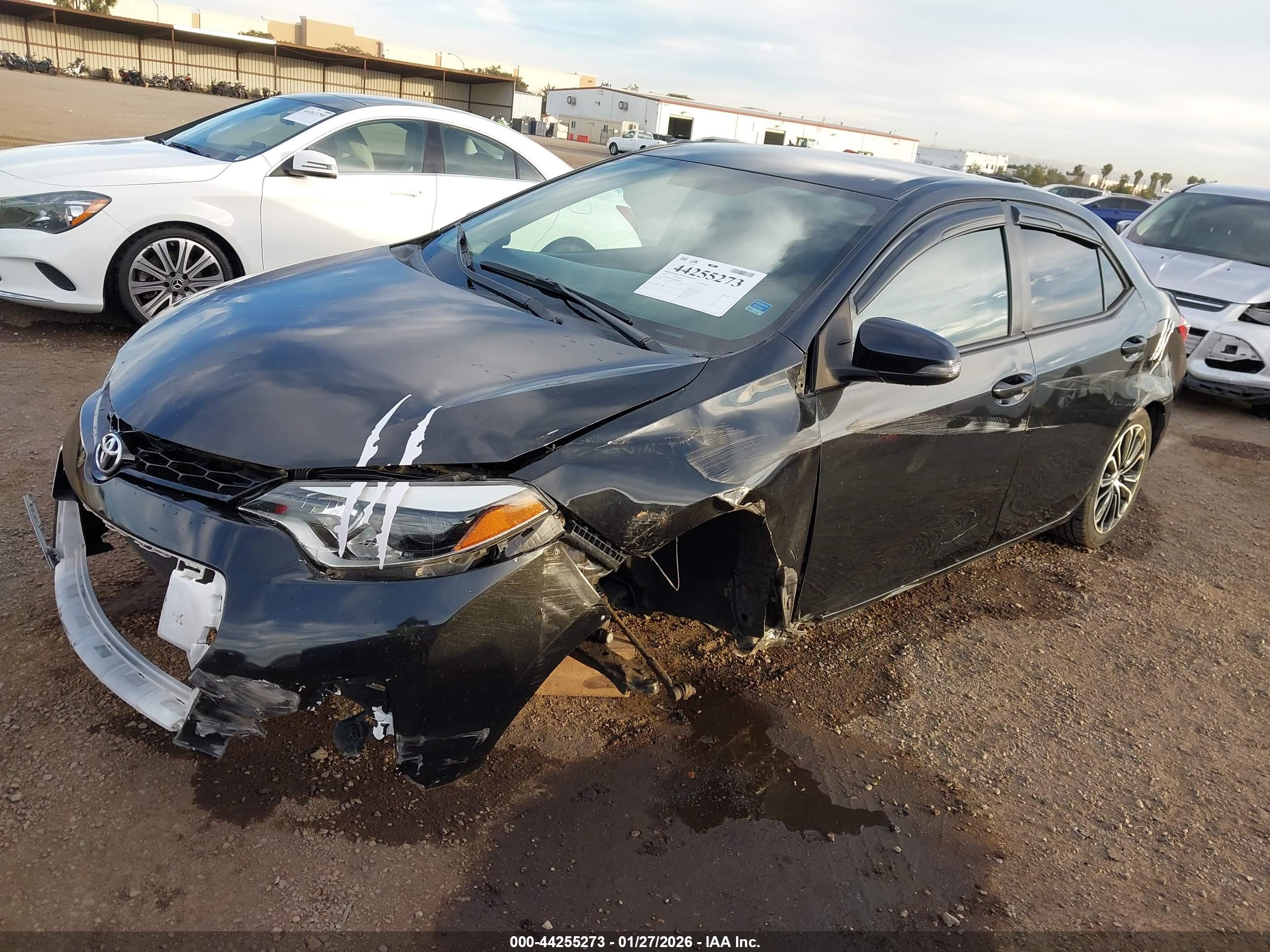 TOYOTA COROLLA image 2