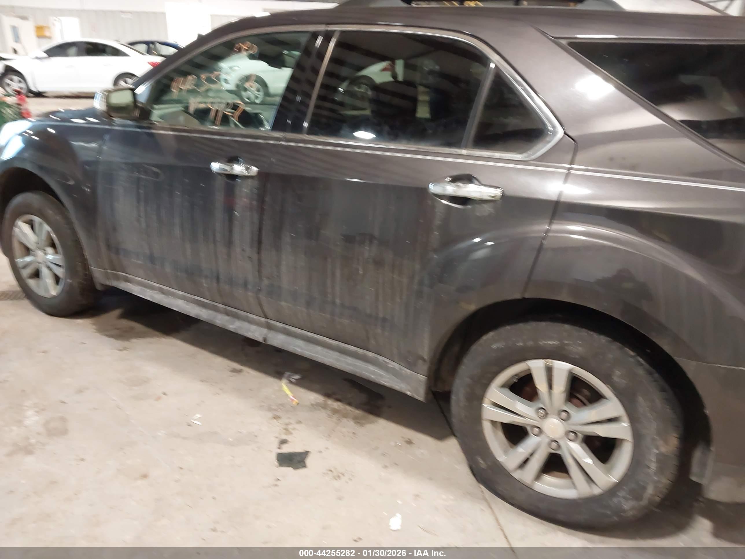 CHEVROLET EQUINOX image 3