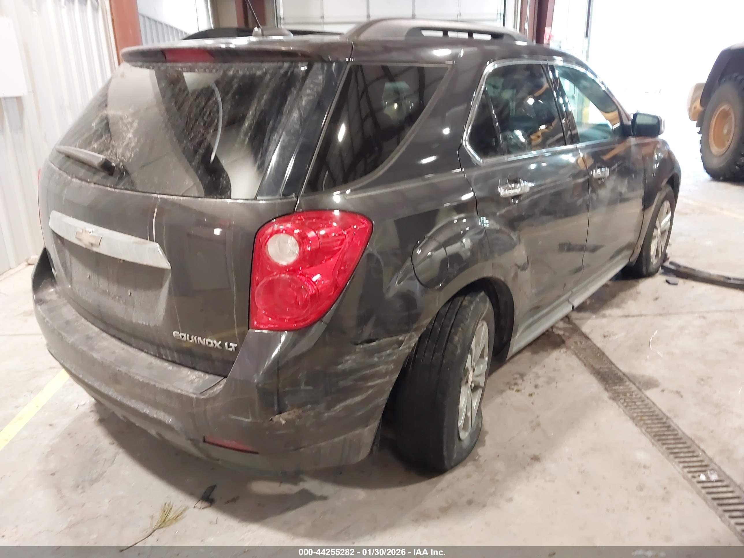 CHEVROLET EQUINOX image 4