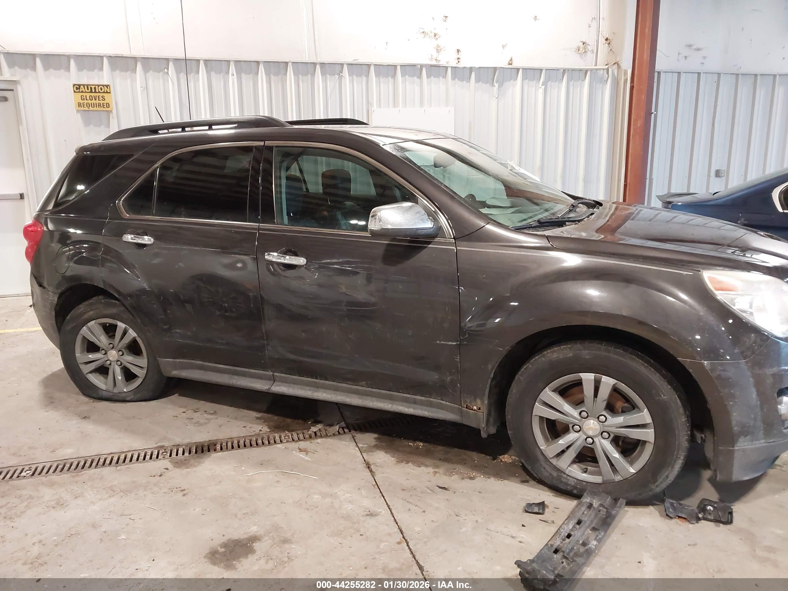 CHEVROLET EQUINOX image 6