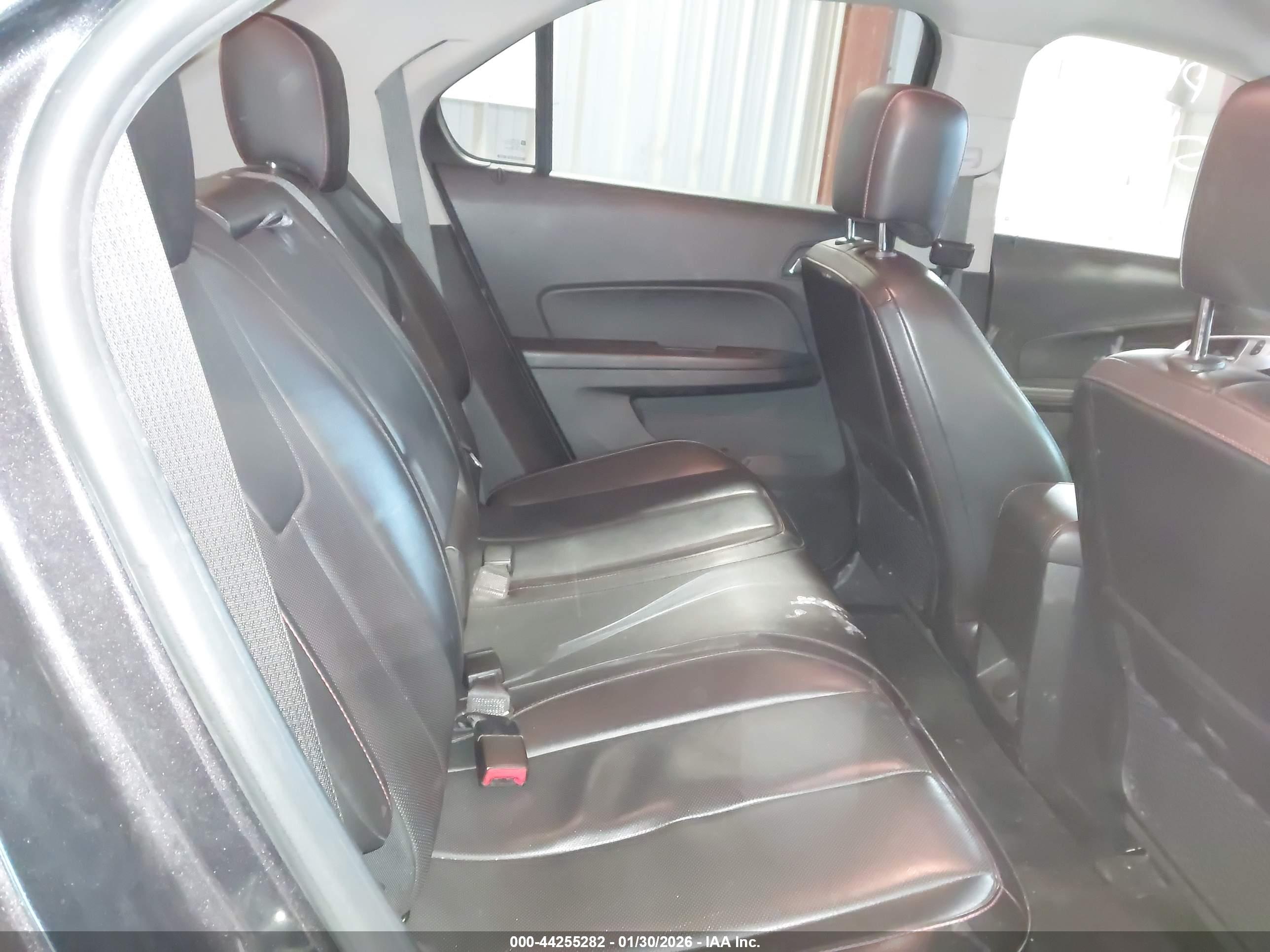 CHEVROLET EQUINOX image 8