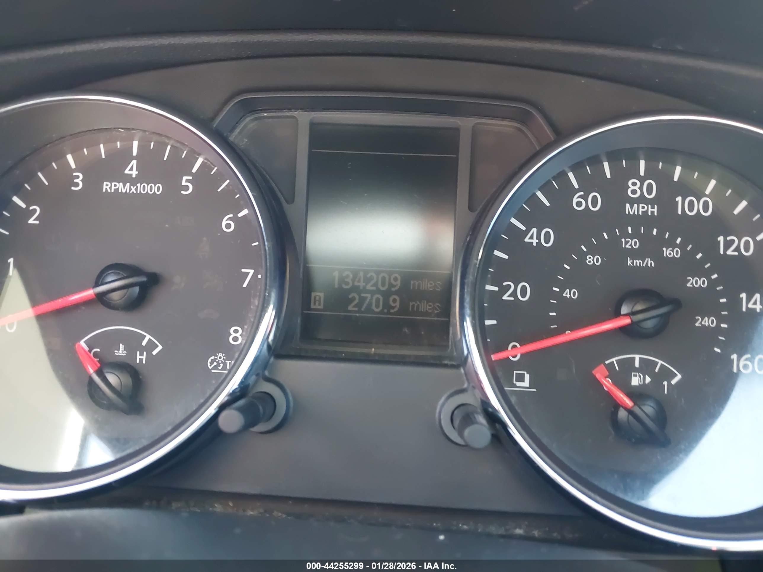 NISSAN ROGUE image 7