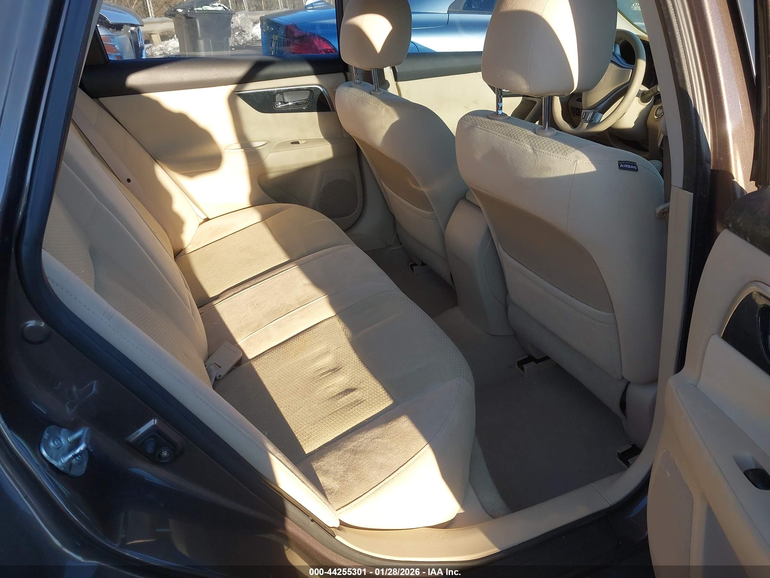 NISSAN ALTIMA image 8