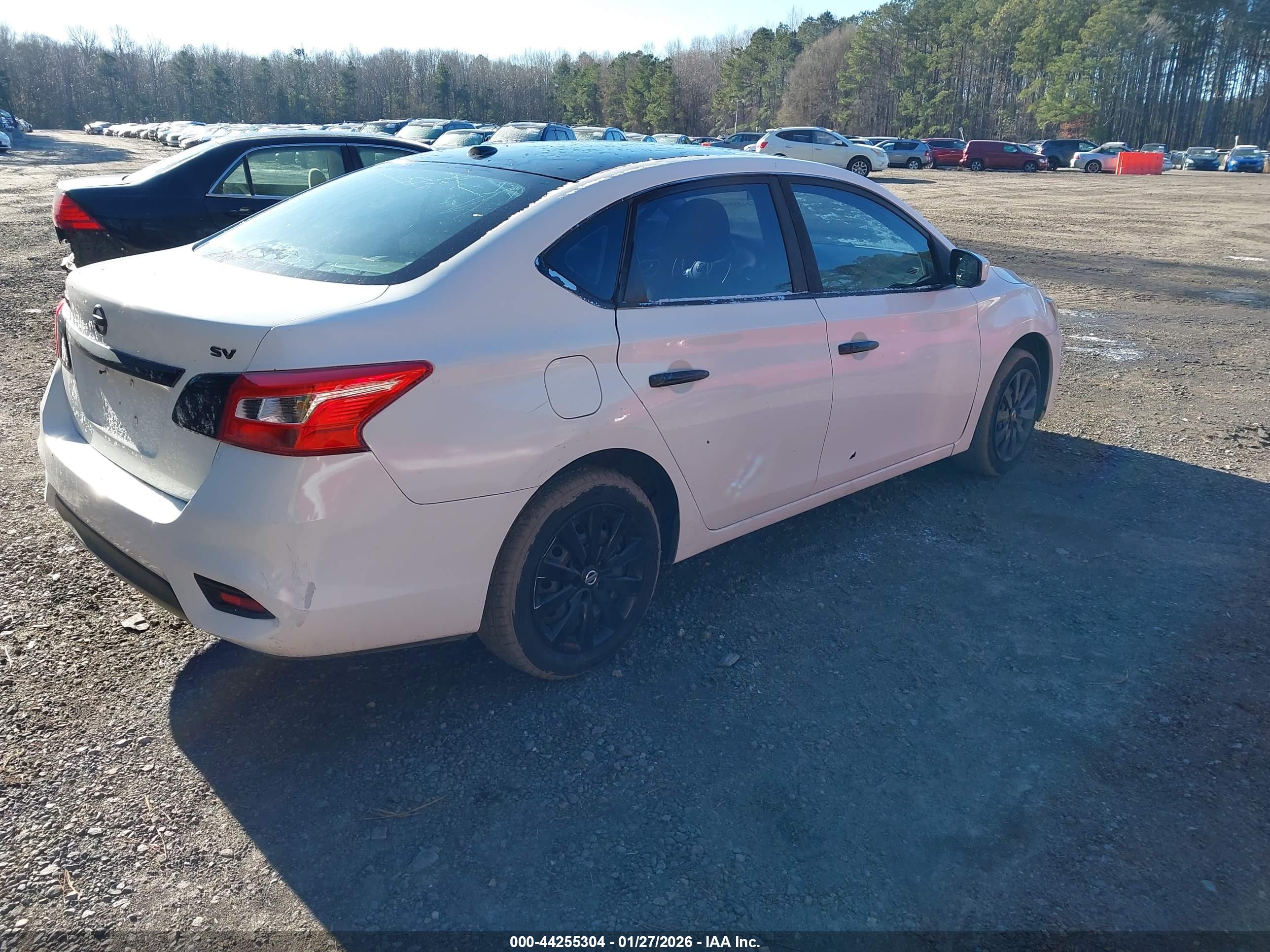 NISSAN SENTRA image 4