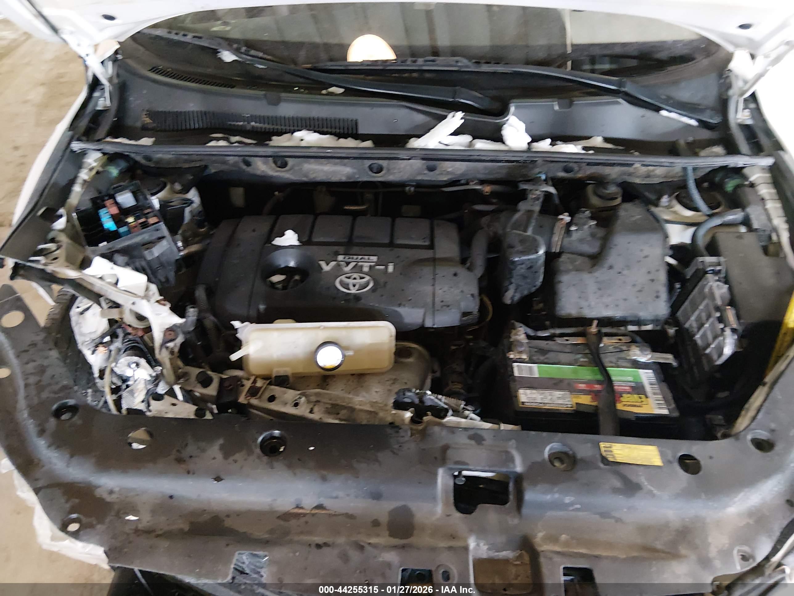 TOYOTA RAV4 image 10