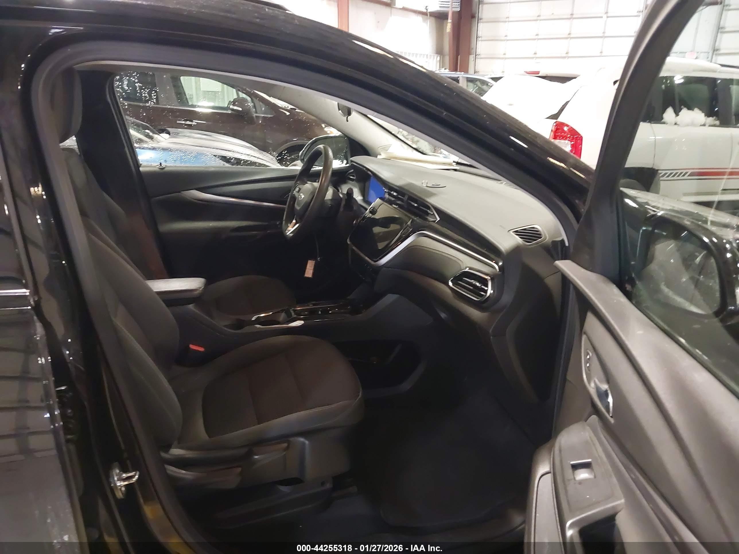 CHEVROLET BOLT image 5